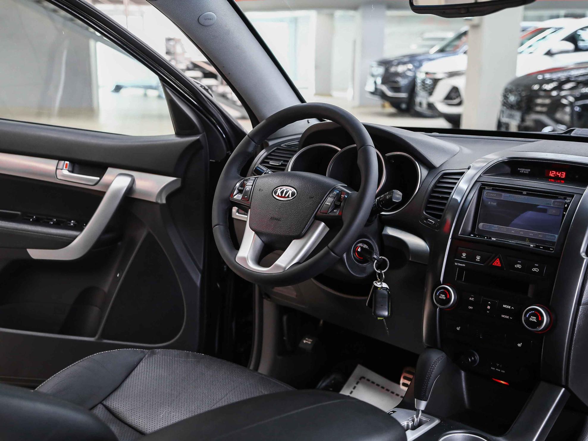 Kia Sorento 2010, черный, ДЦ Орехово