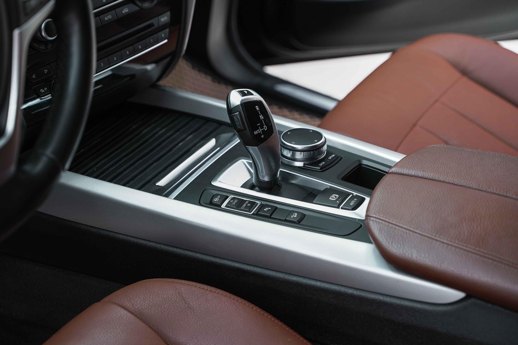 BMW X5 2017, черный, ДЦ Орехово