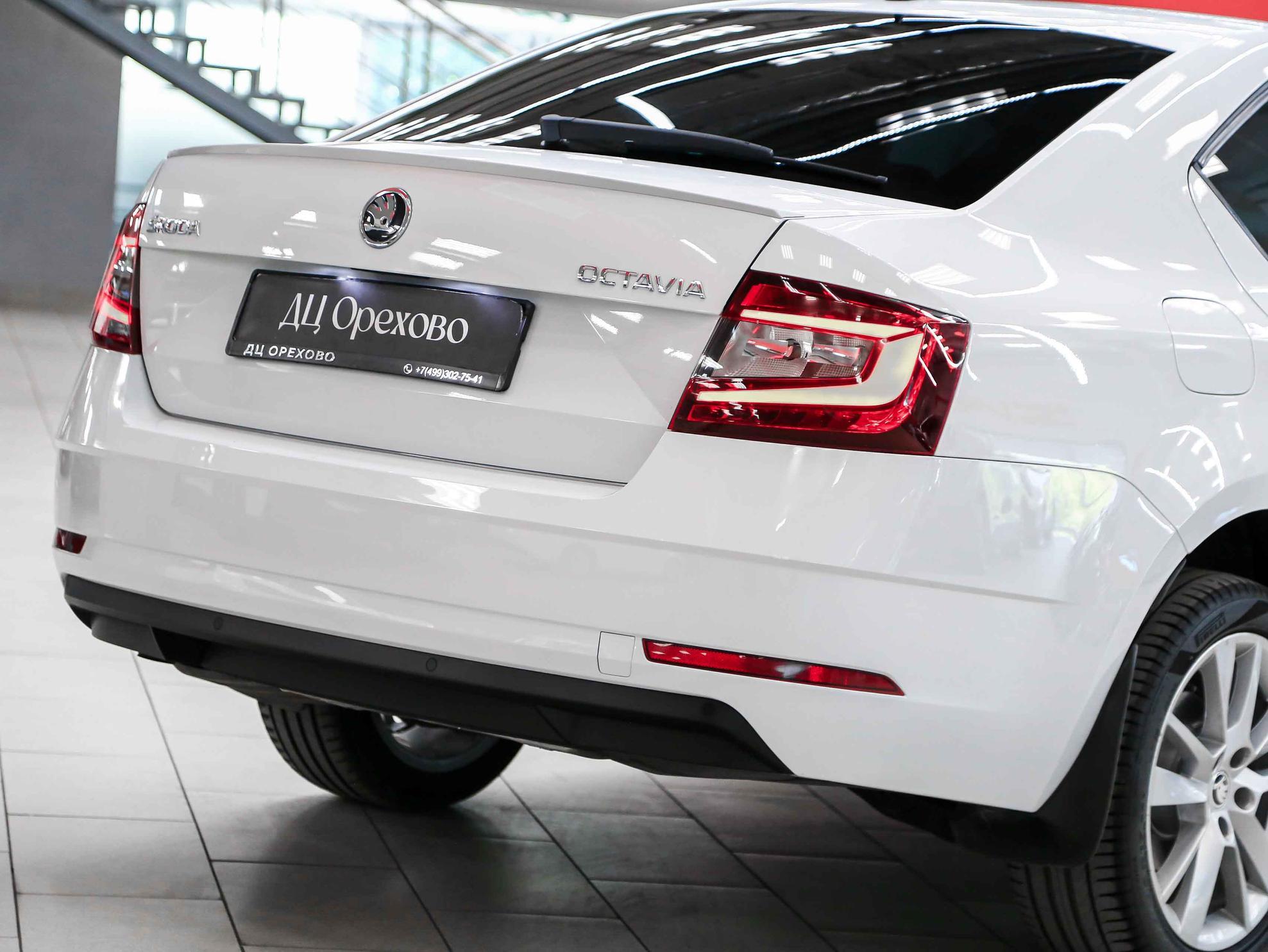 Skoda Octavia 2018, белый, ДЦ Орехово