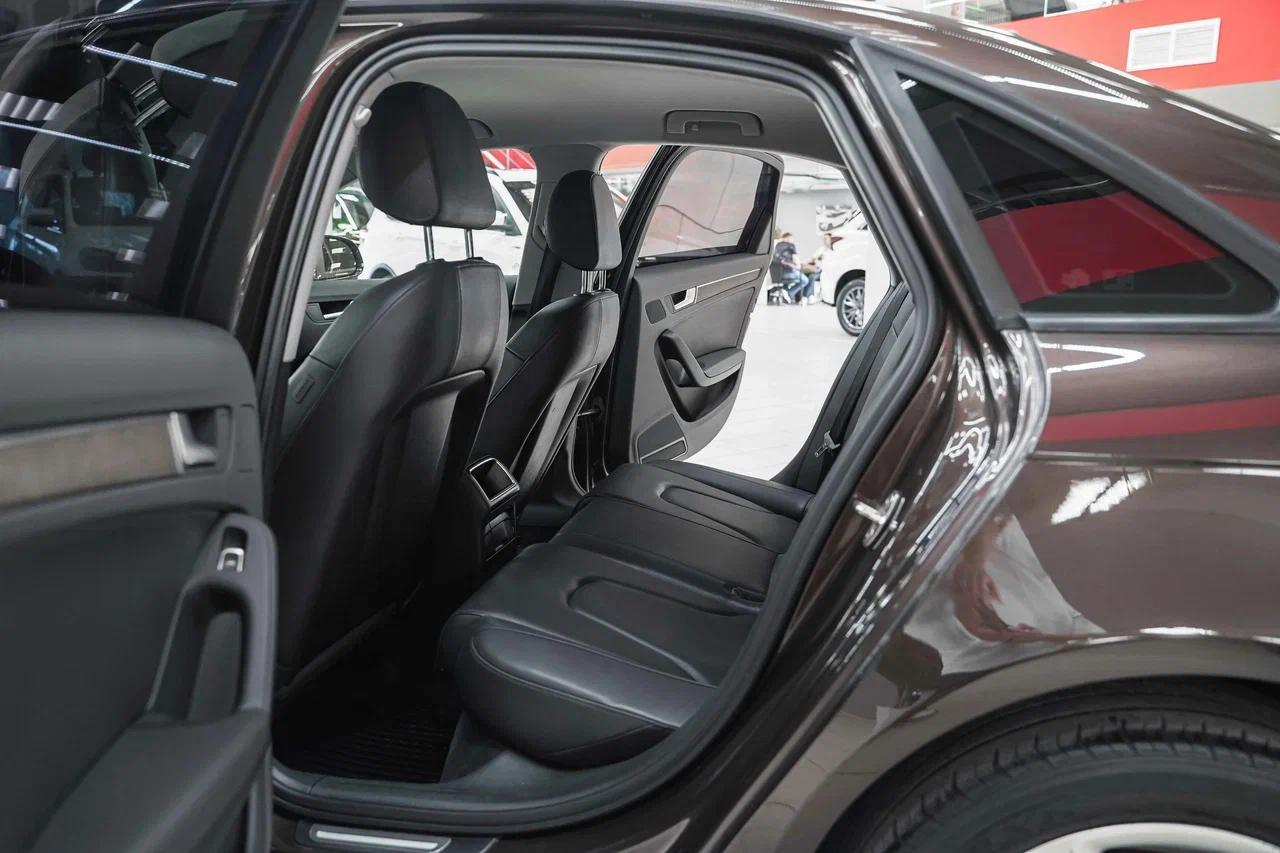 Audi A4 2014, коричневый, ДЦ Орехово