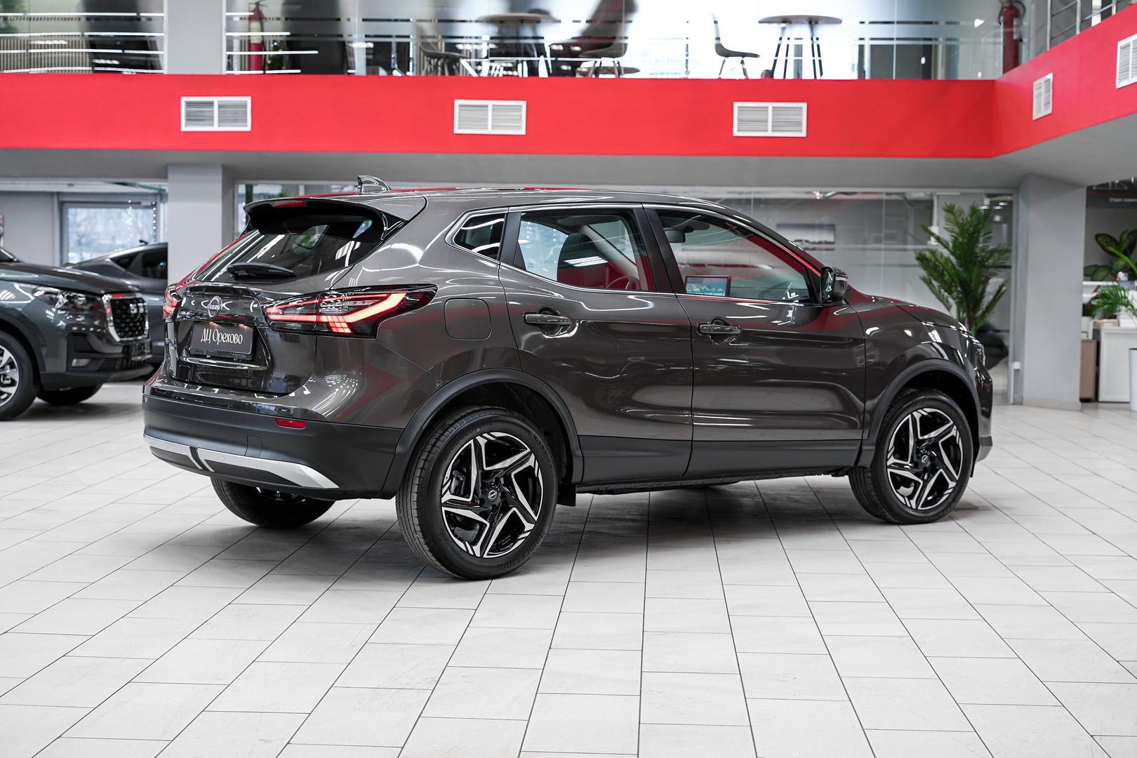 Nissan Qashqai 2025, золотой, ДЦ Орехово