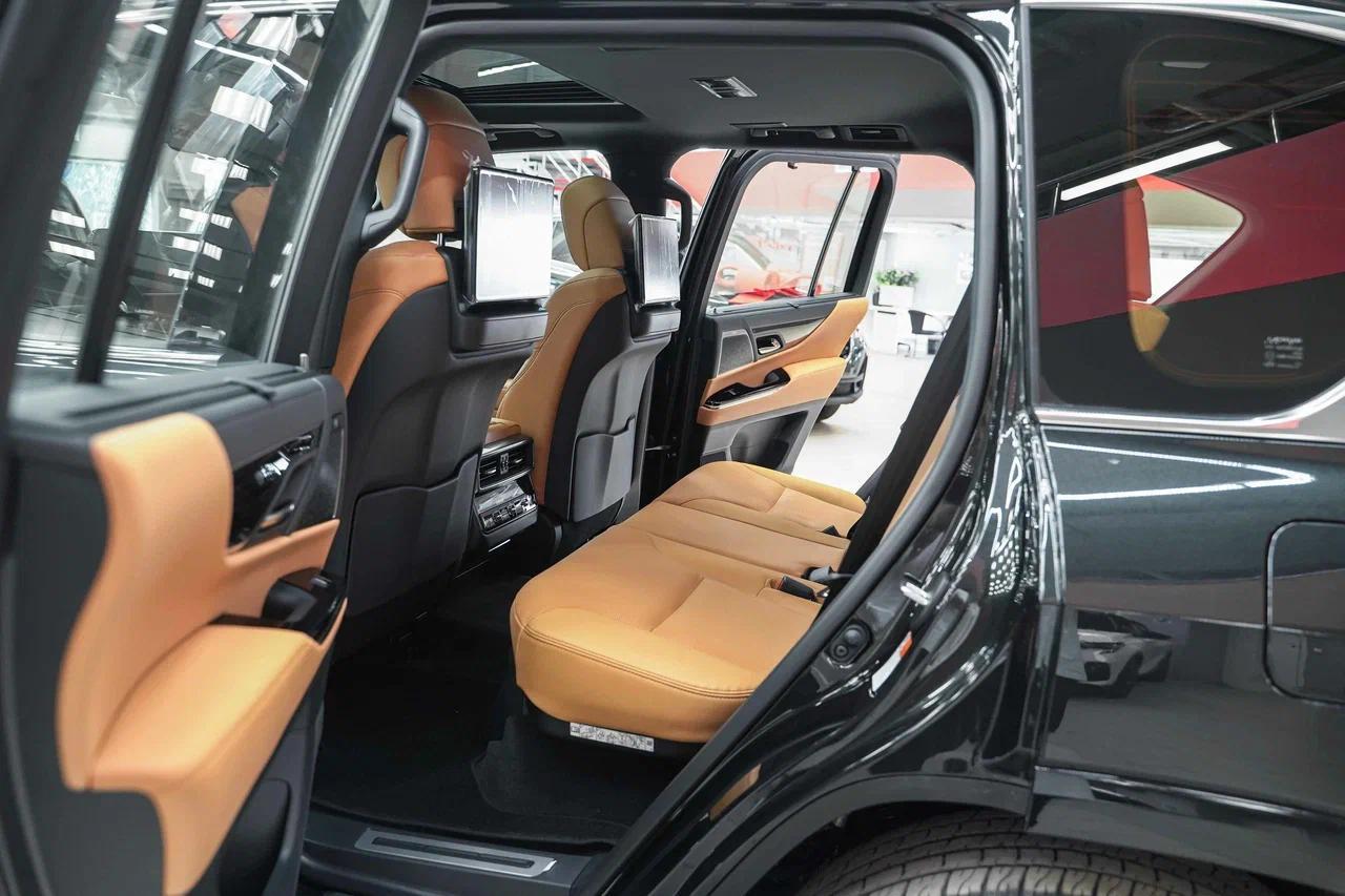 Lexus LX 2026, черный, ДЦ Орехово