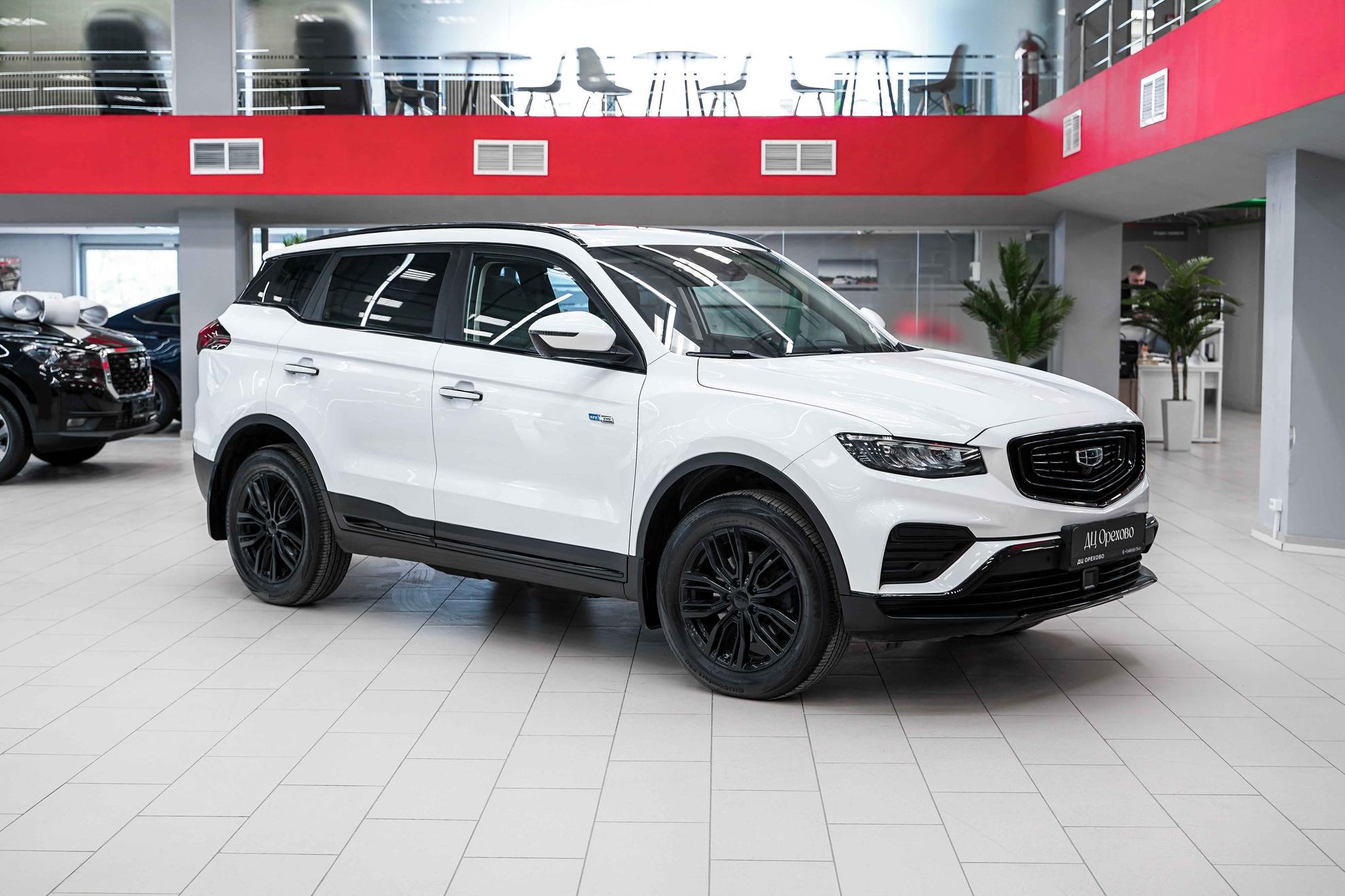 Geely Atlas Pro 2023, белый, ДЦ Орехово