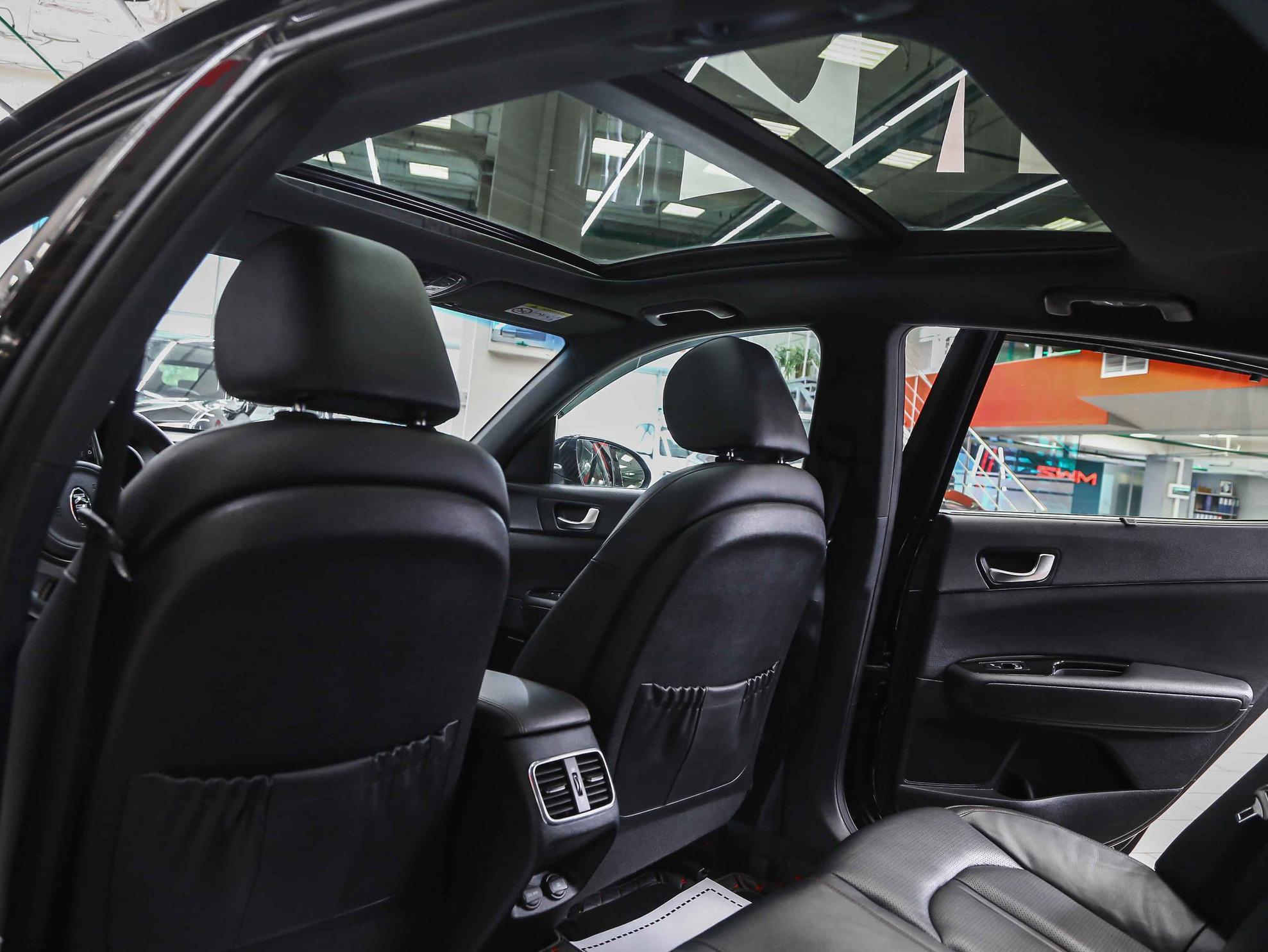 Kia Optima 2016, черный, ДЦ Орехово