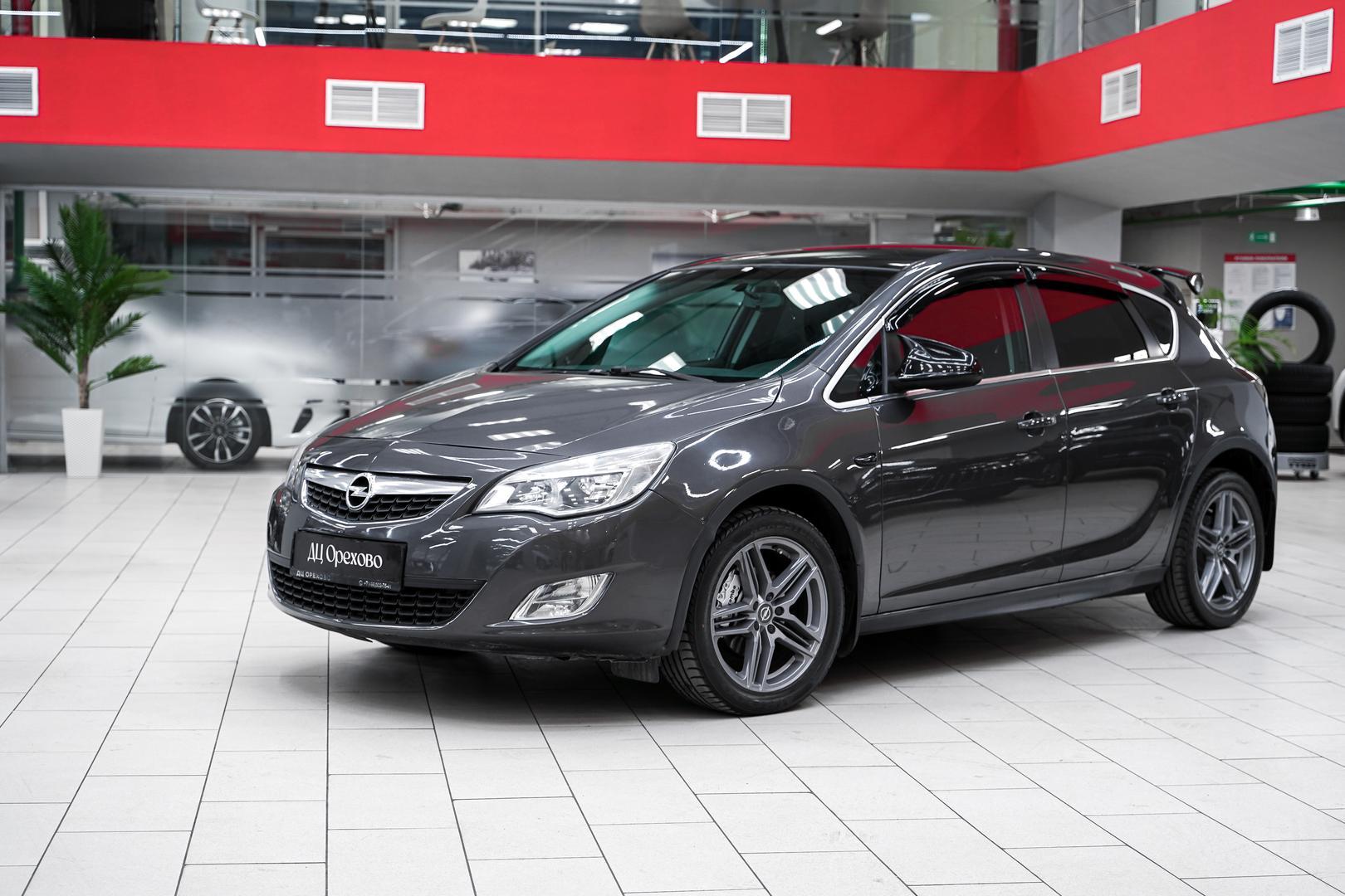 Opel Astra 2011, серый, ДЦ Орехово