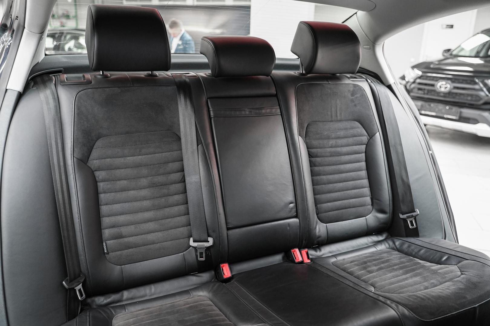 Volkswagen Passat 2011, черный, ДЦ Орехово