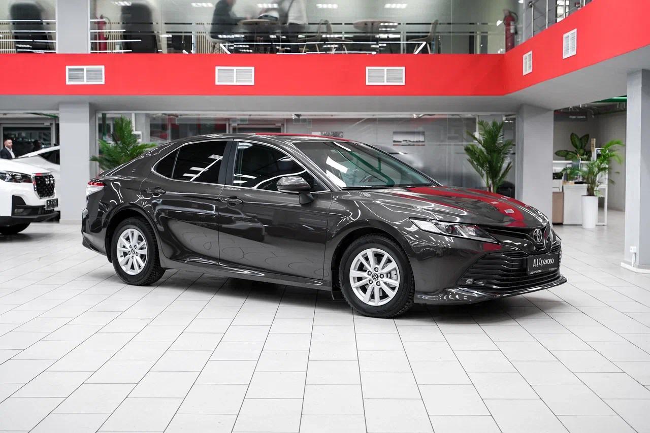 Toyota Camry 2019, серый, ДЦ Орехово