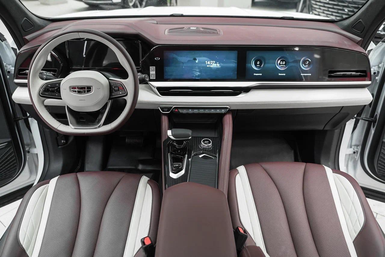 Geely Monjaro 2022, белый, ДЦ Орехово