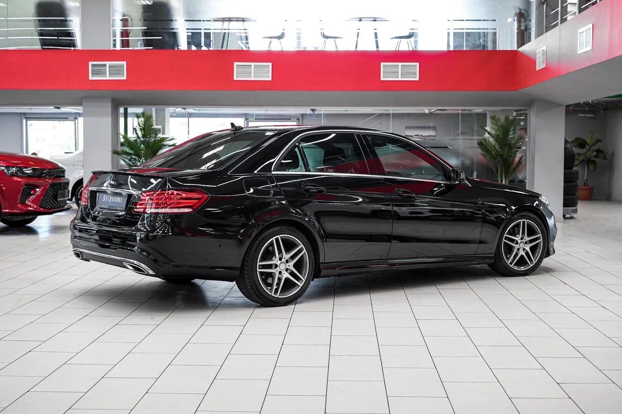 Mercedes-Benz E-Класс 2015, черный, ДЦ Орехово