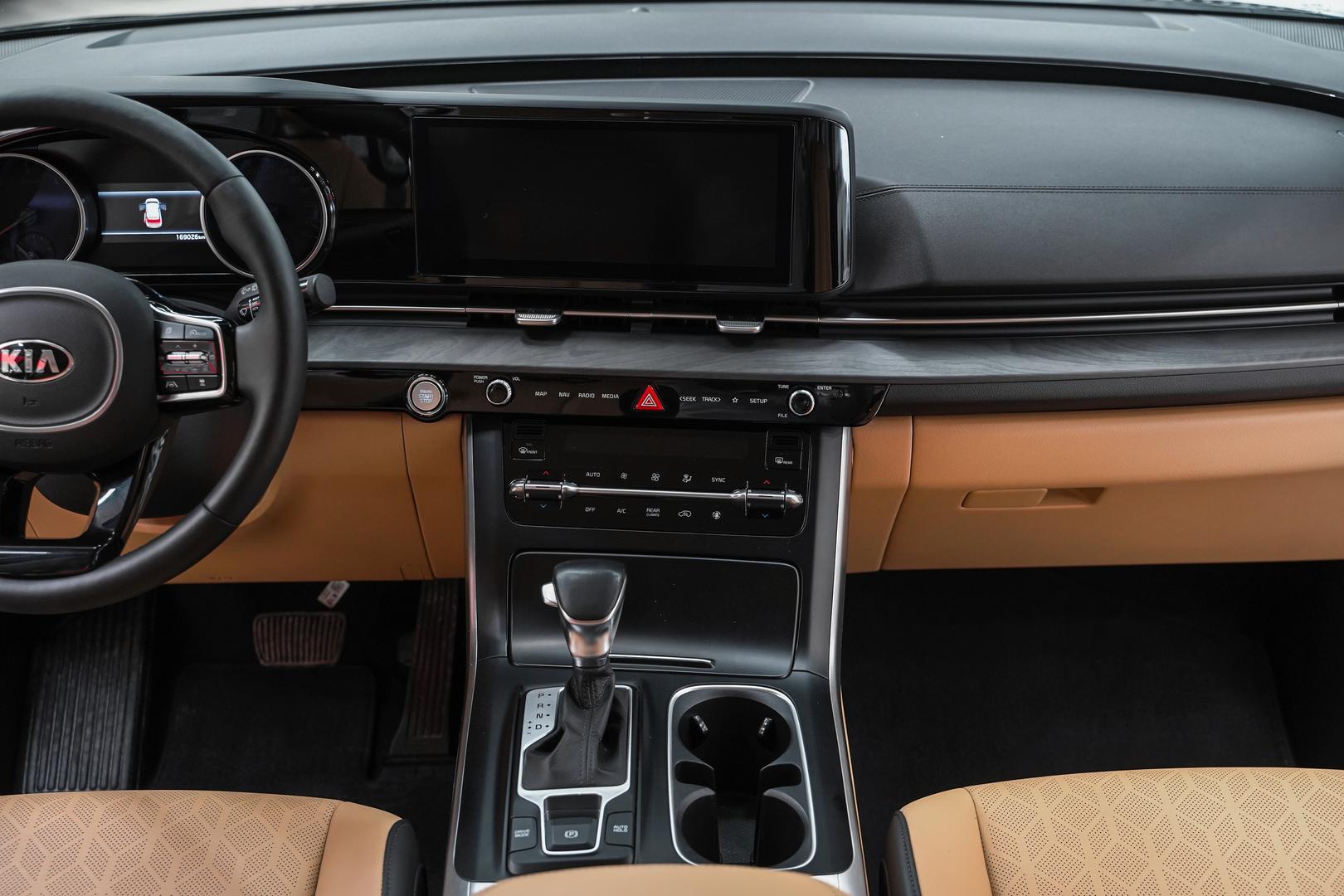 Kia Carnival 2021, черный, ДЦ Орехово
