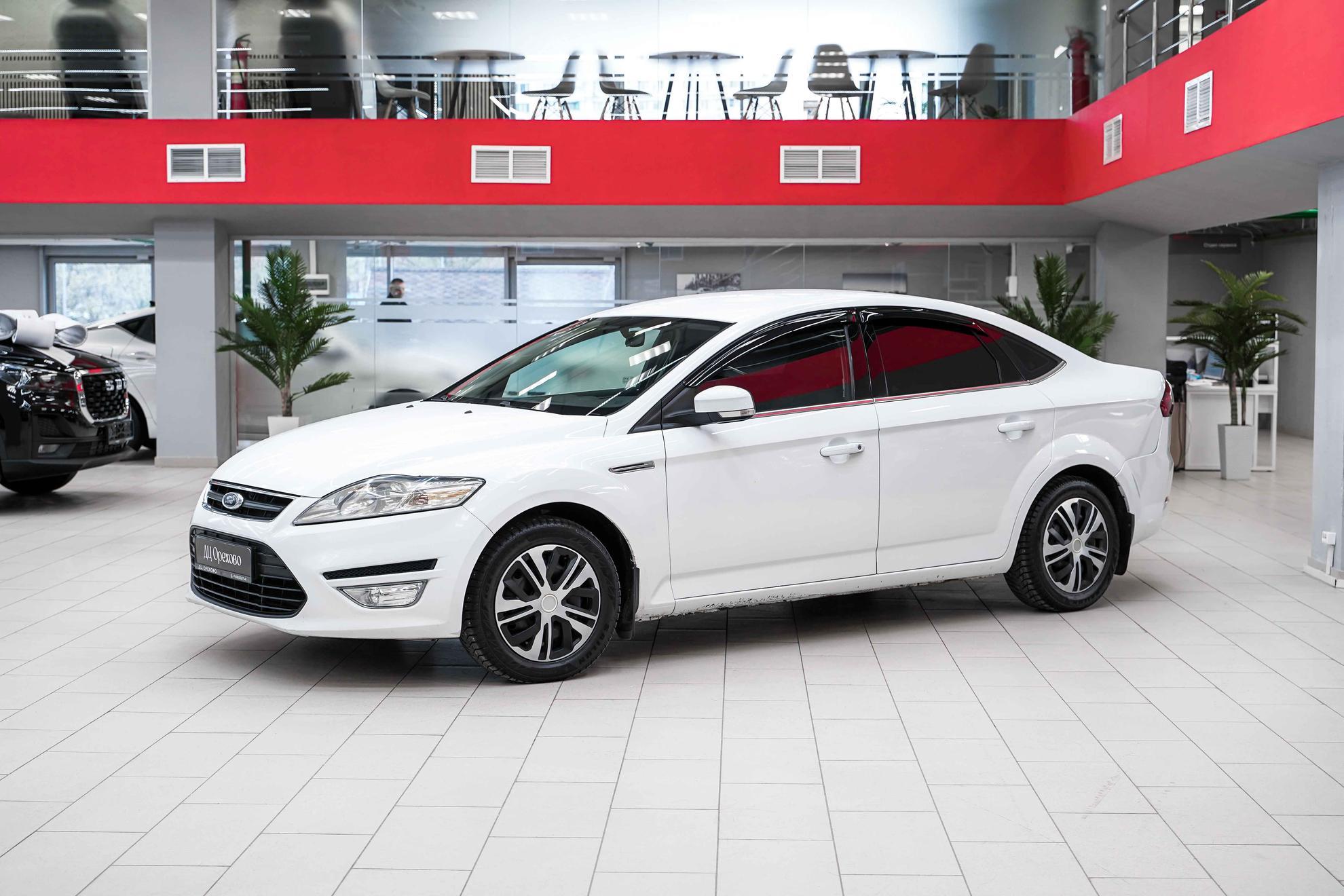 Ford Mondeo 2013, белый, ДЦ Орехово
