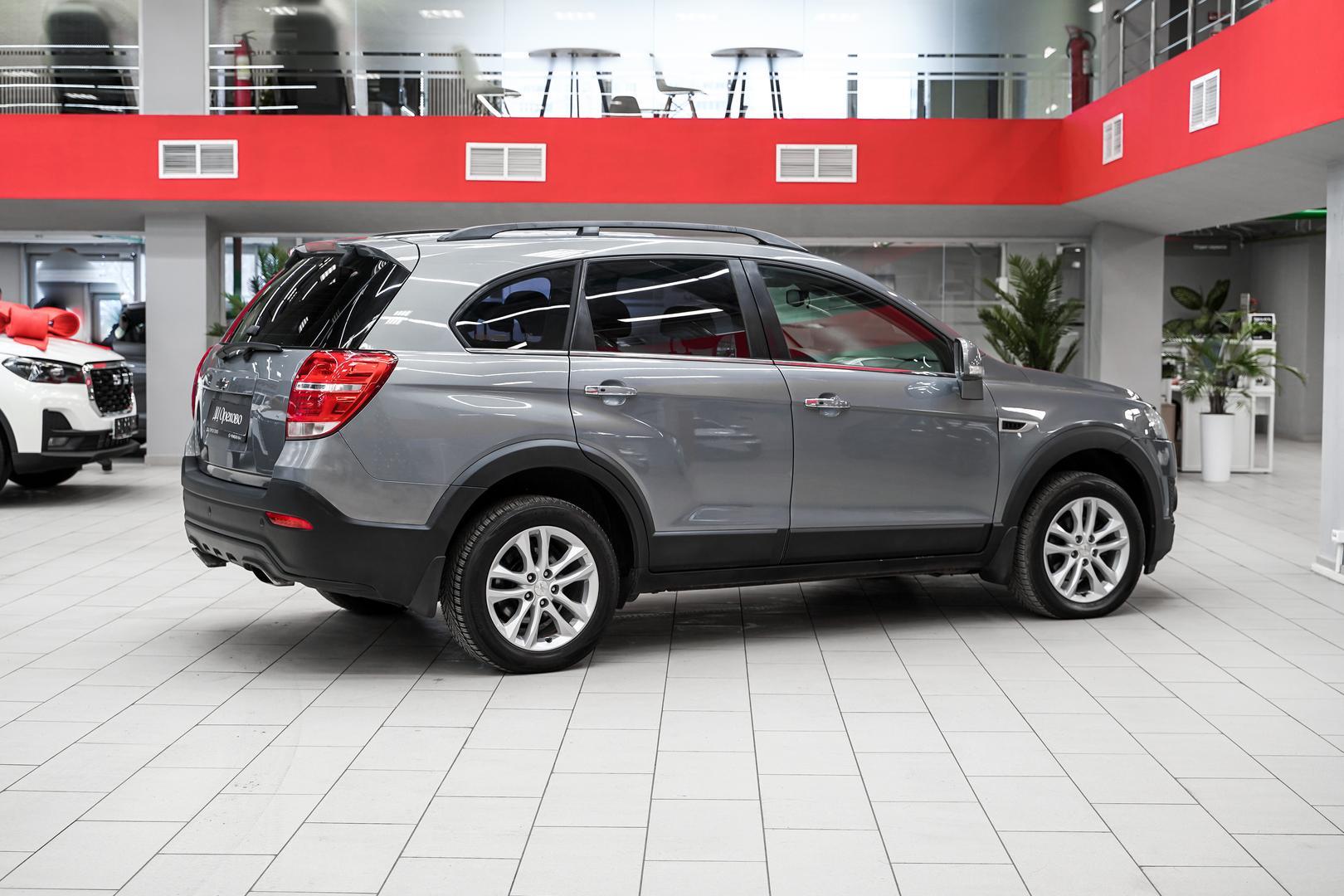 Chevrolet Captiva 2014, серый, ДЦ Орехово