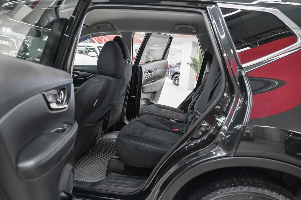 Nissan X-Trail 2015, черный, ДЦ Орехово