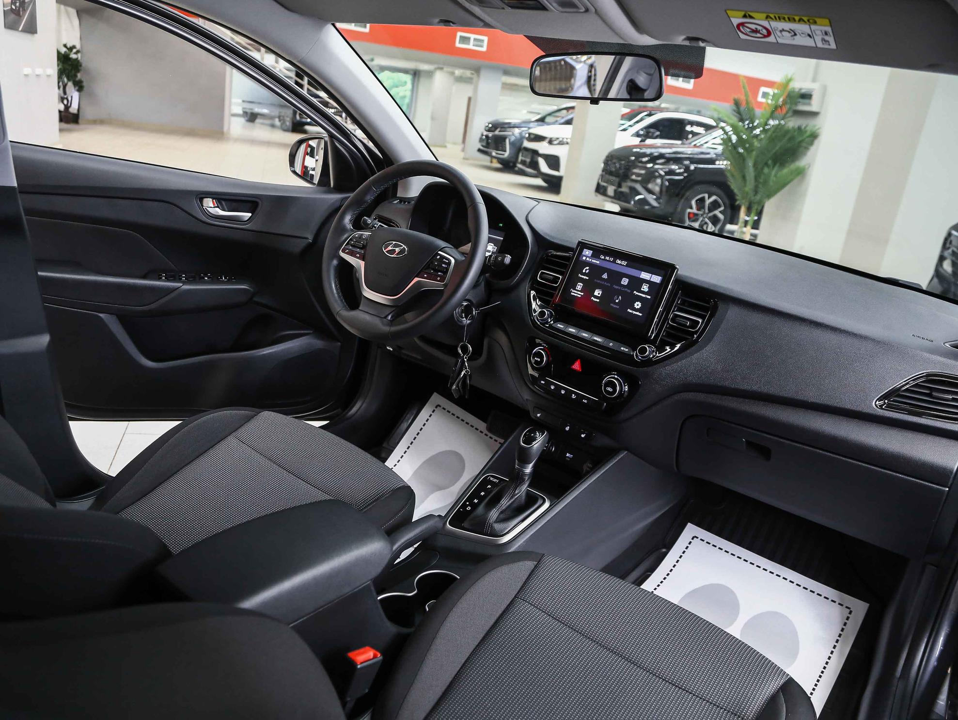 Hyundai Solaris 2021, серый, ДЦ Орехово