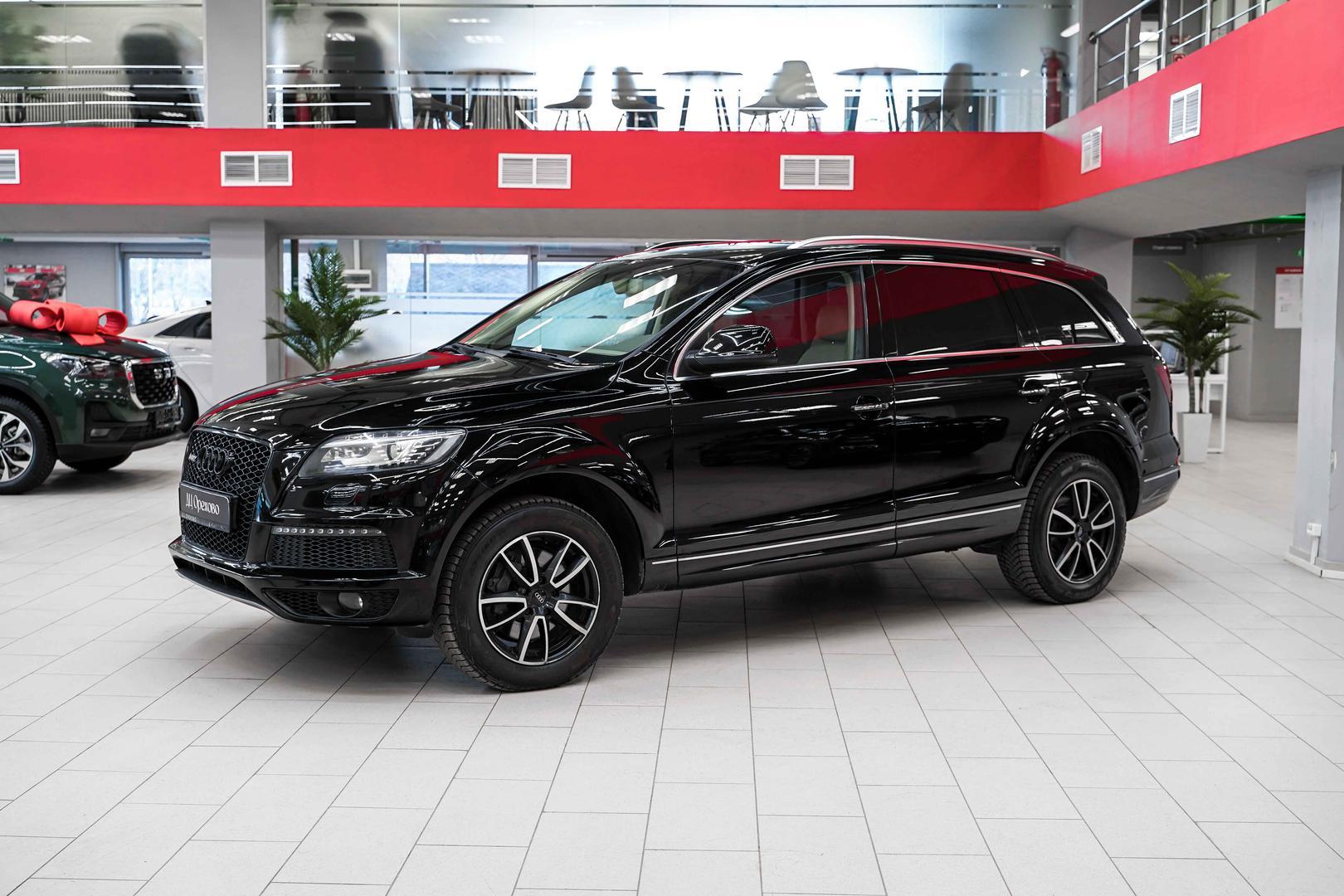 Audi Q7 2013, черный, ДЦ Орехово