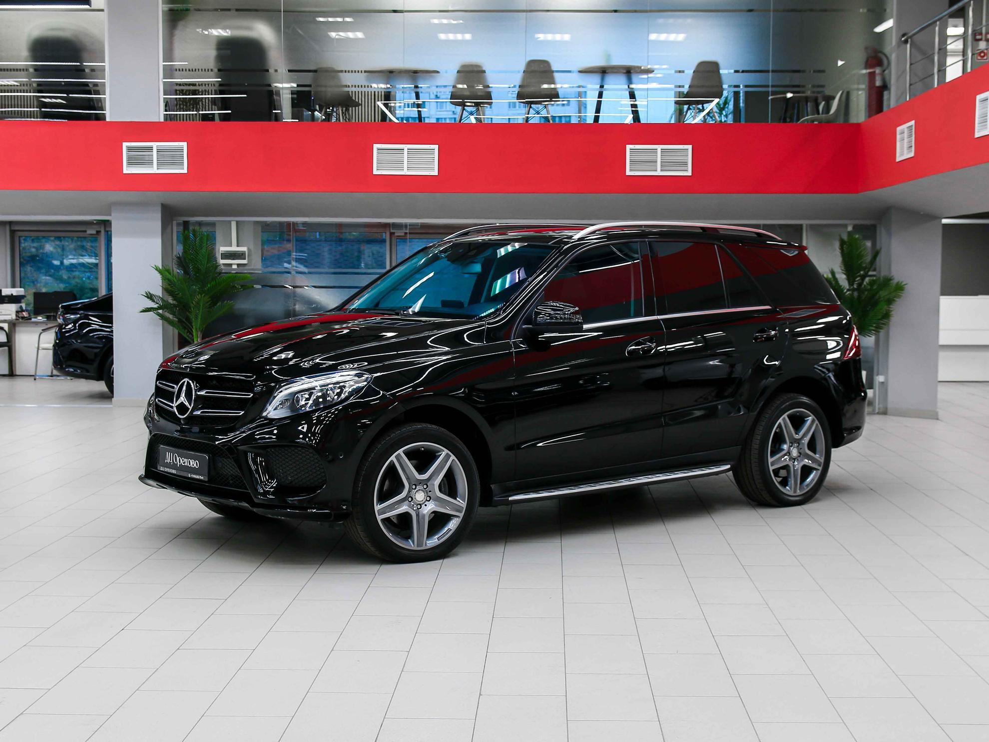 Mercedes-Benz GLE 2016, черный, ДЦ Орехово