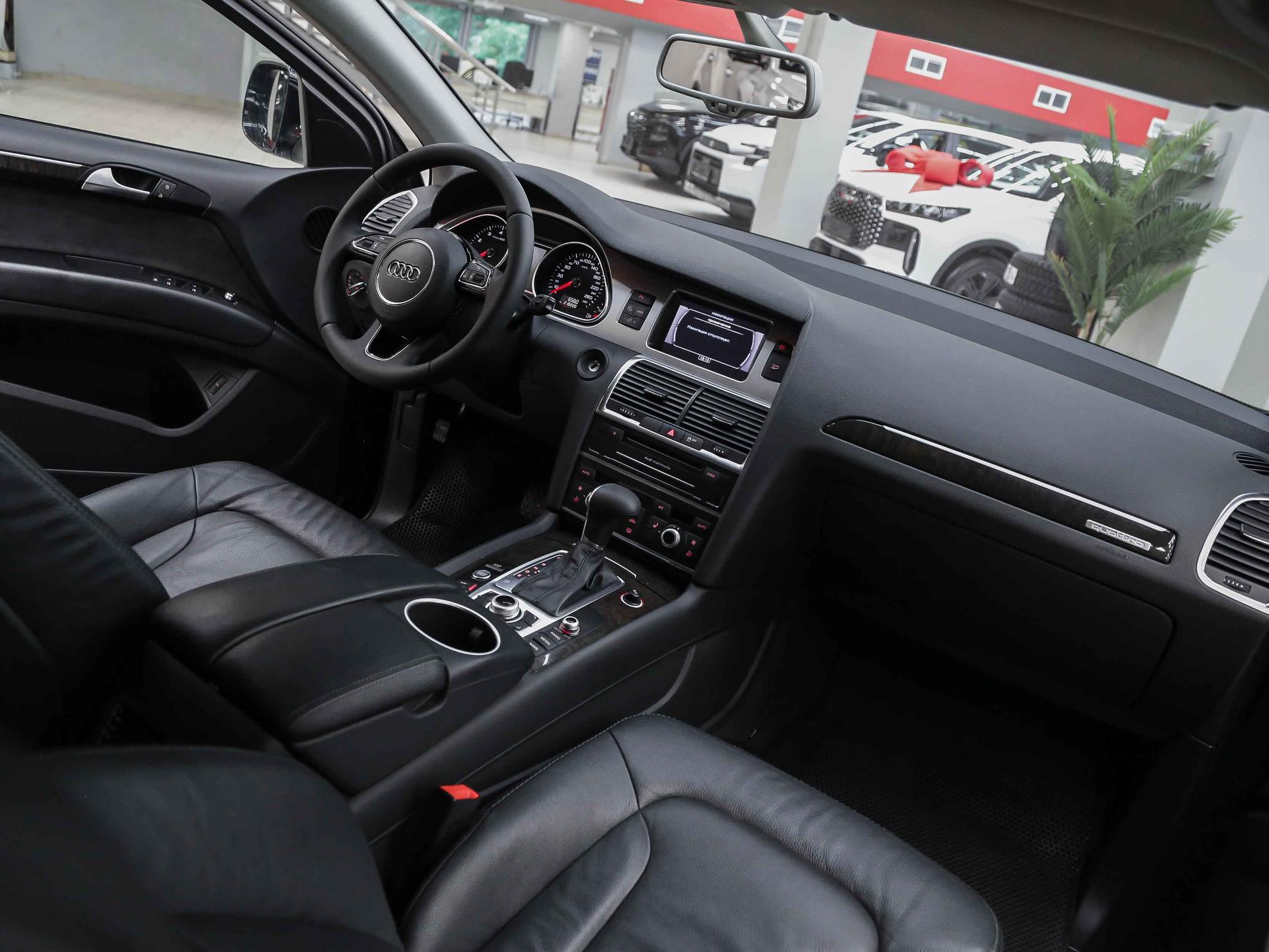 Audi Q7 2013, черный, ДЦ Орехово