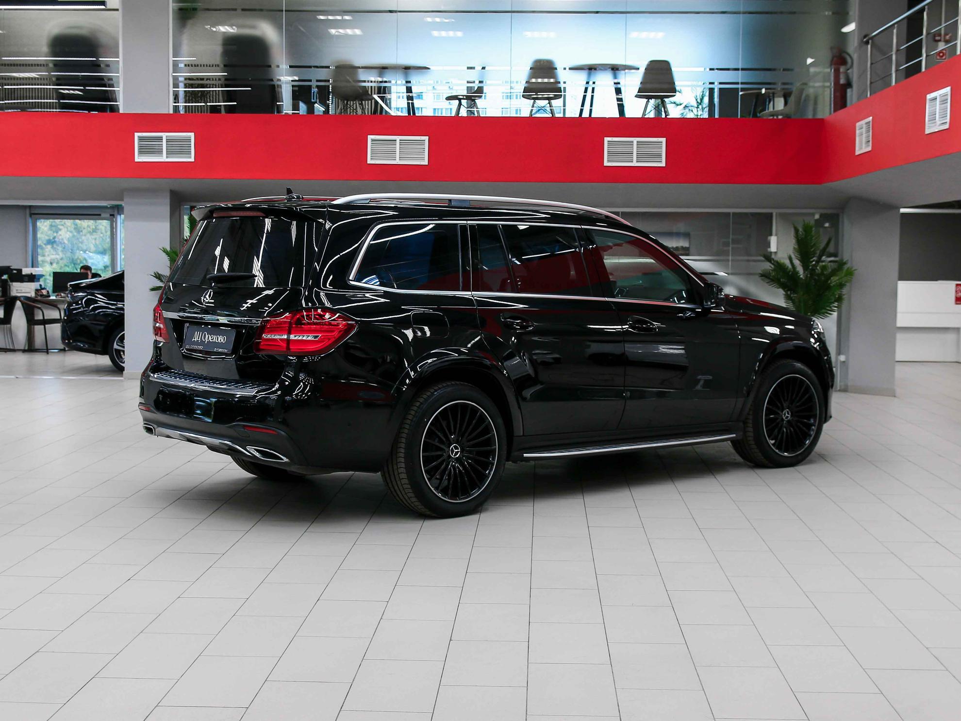 Mercedes-Benz GLS 2018, черный, ДЦ Орехово