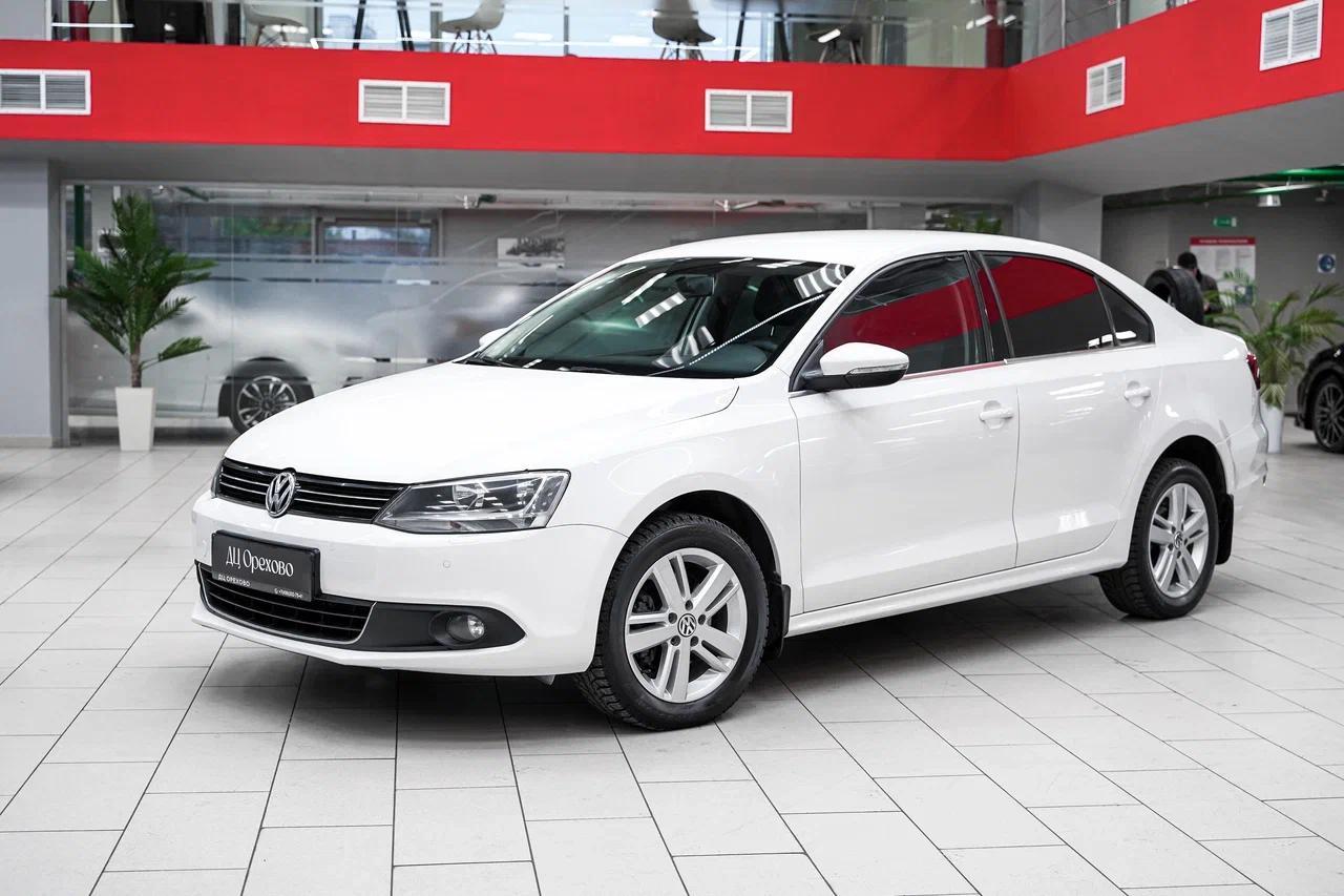 Volkswagen Jetta 2013, белый, ДЦ Орехово