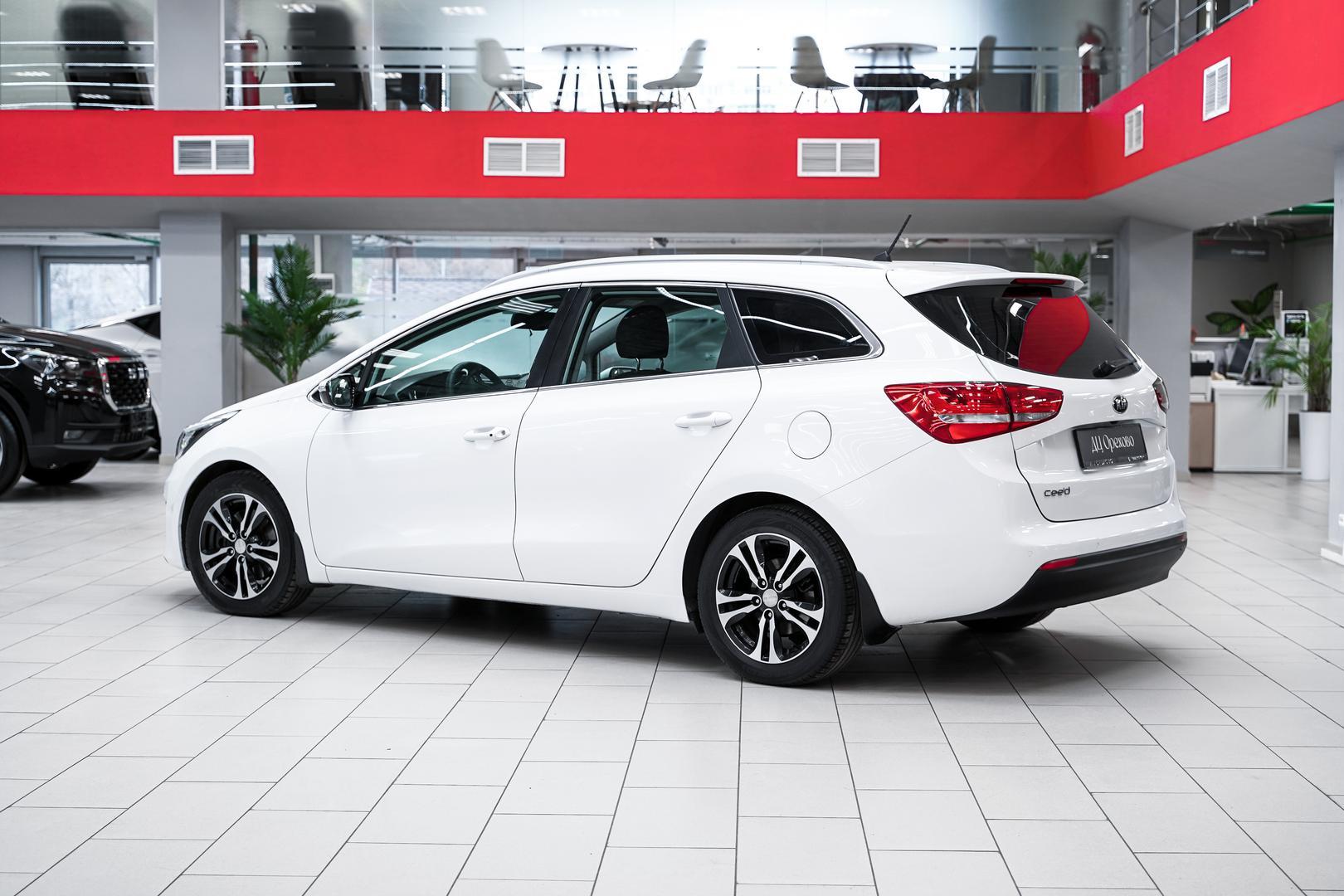 Kia Ceed 2016, белый, ДЦ Орехово