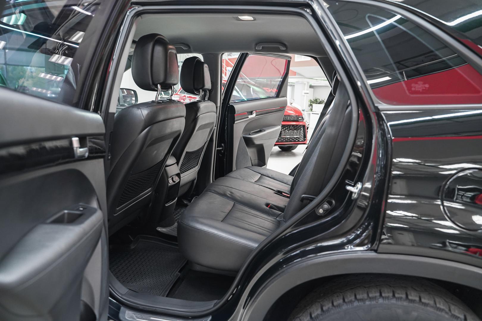 Kia Sorento 2013, черный, ДЦ Орехово