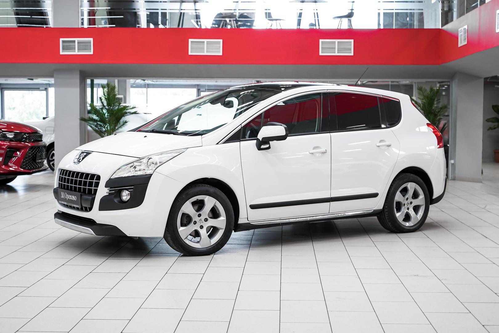 Peugeot 3008 2012, белый, ДЦ Орехово