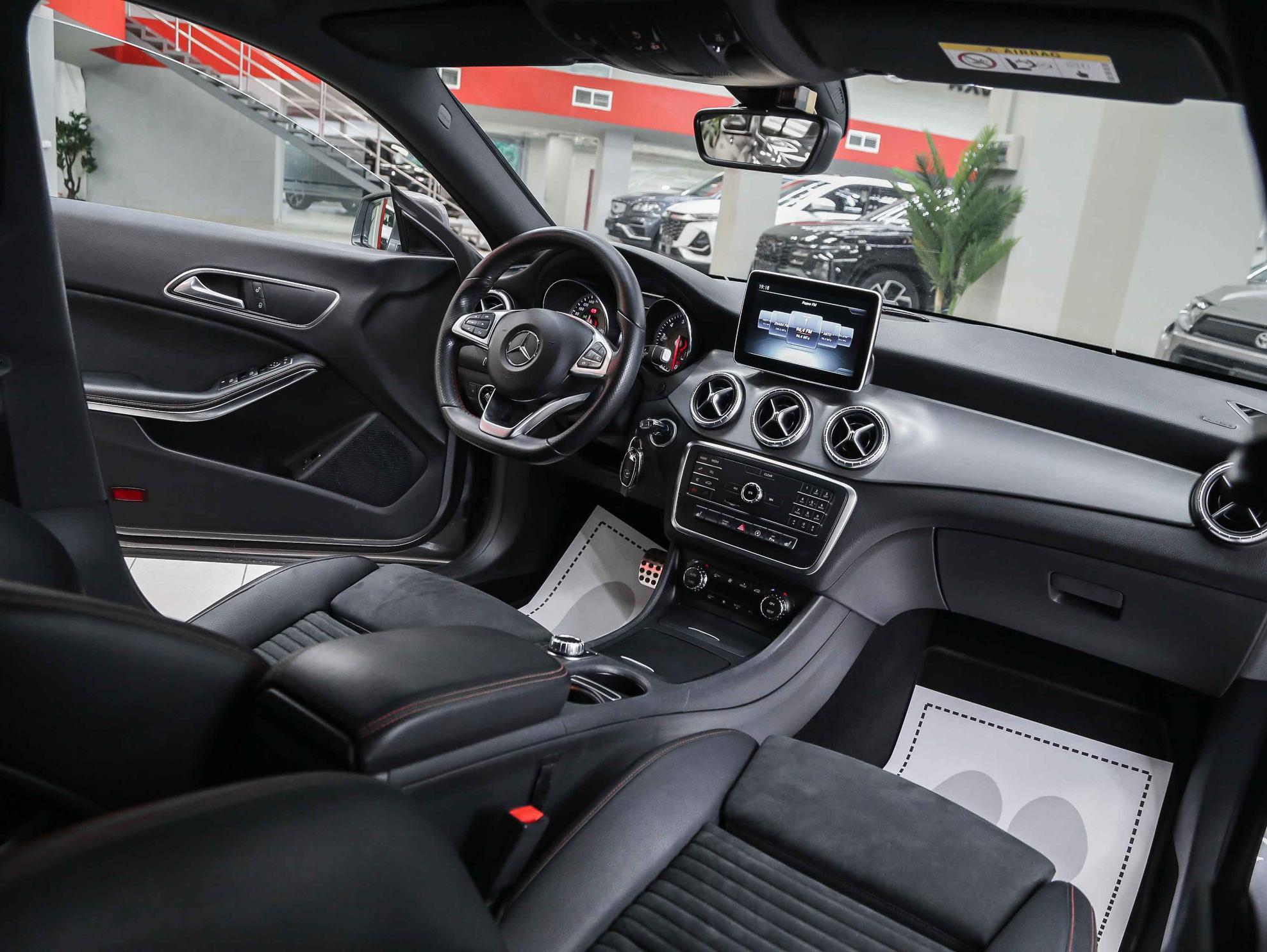 Mercedes-Benz CLA 2016, серый, ДЦ Орехово