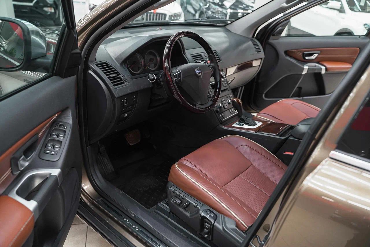 Volvo XC90 2013, коричневый, ДЦ Орехово
