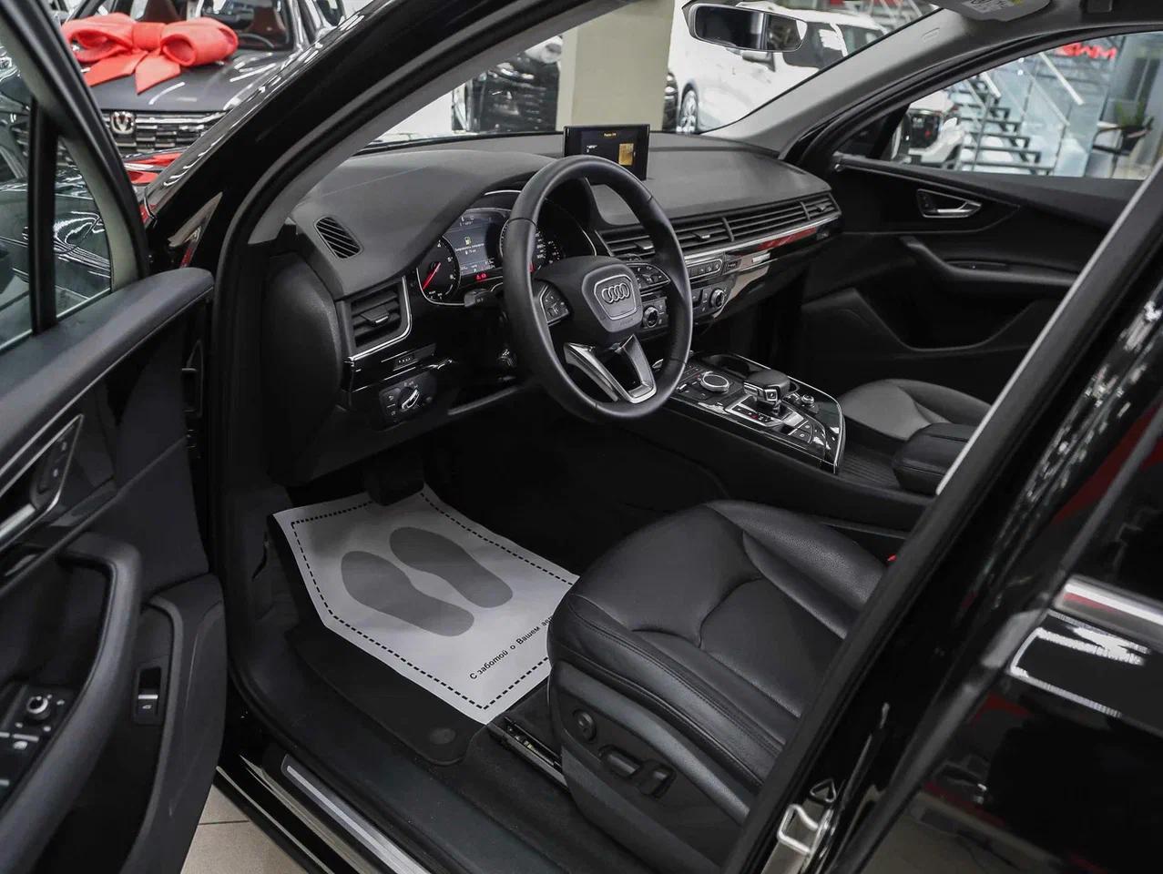 Audi Q7 2016, черный, ДЦ Орехово