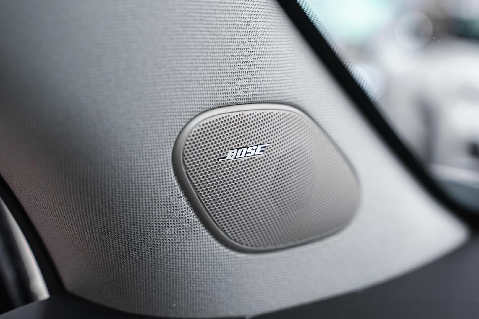 Cadillac SRX 2012, черный, ДЦ Орехово