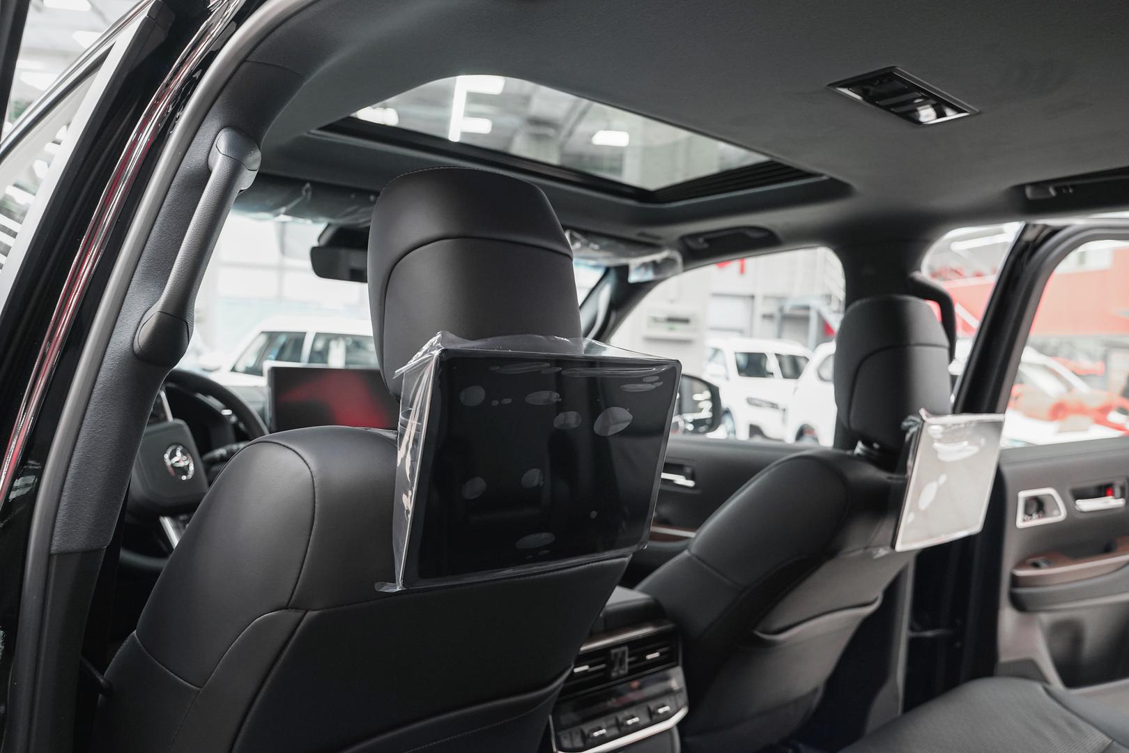 Toyota Land Cruiser 2025, черный, ДЦ Орехово