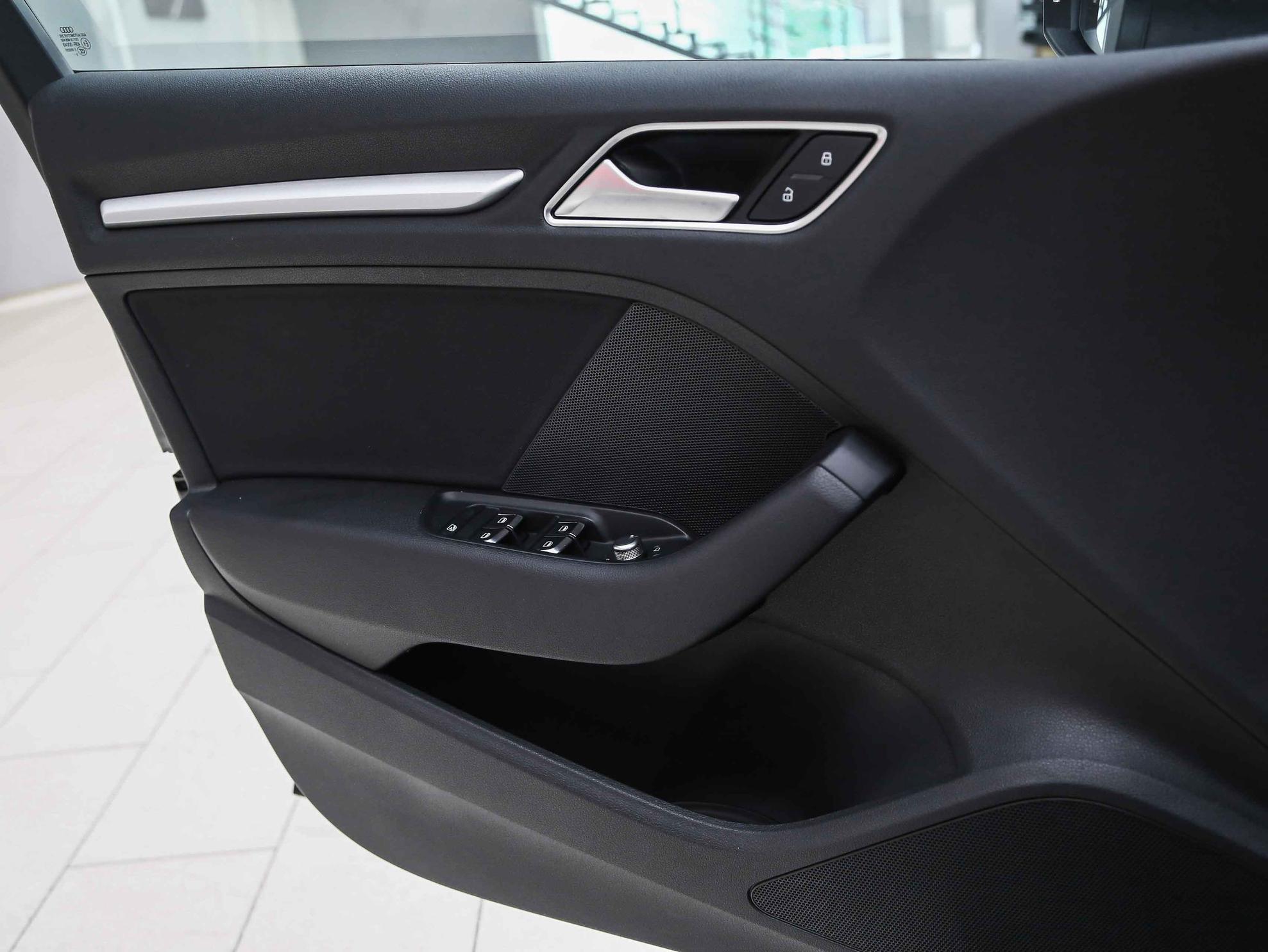 Audi A3 2013, черный, ДЦ Орехово