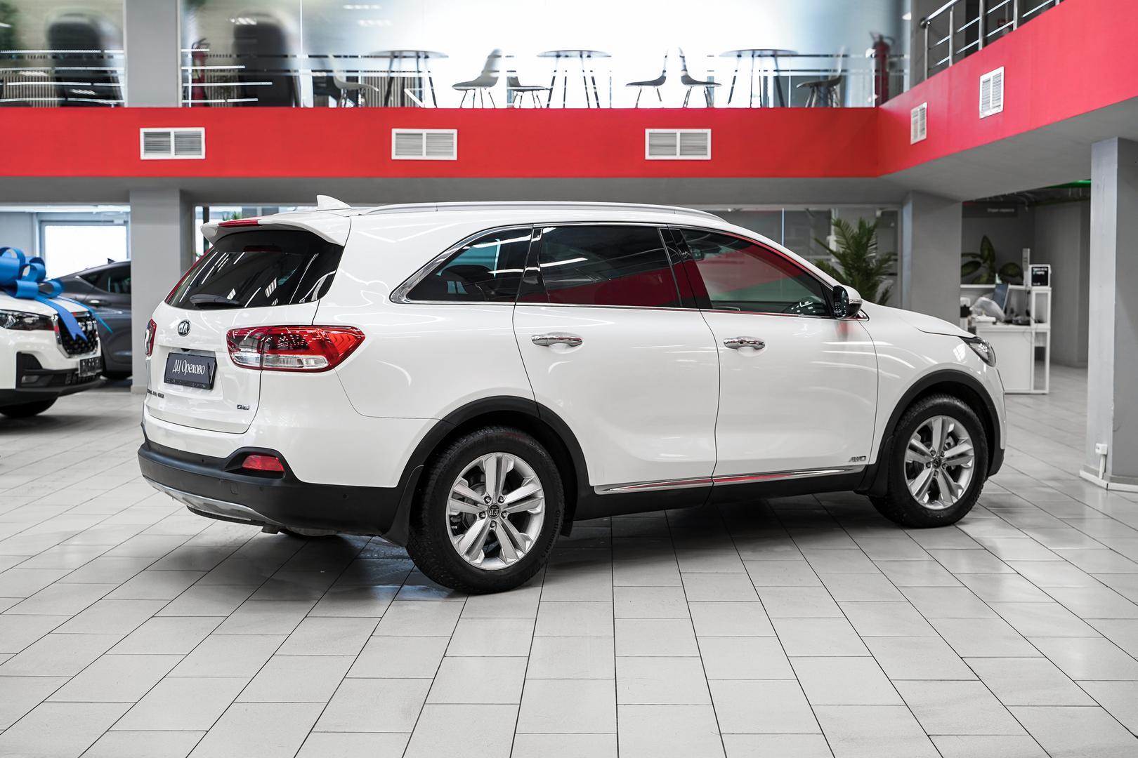 Kia Sorento 2016, белый, ДЦ Орехово