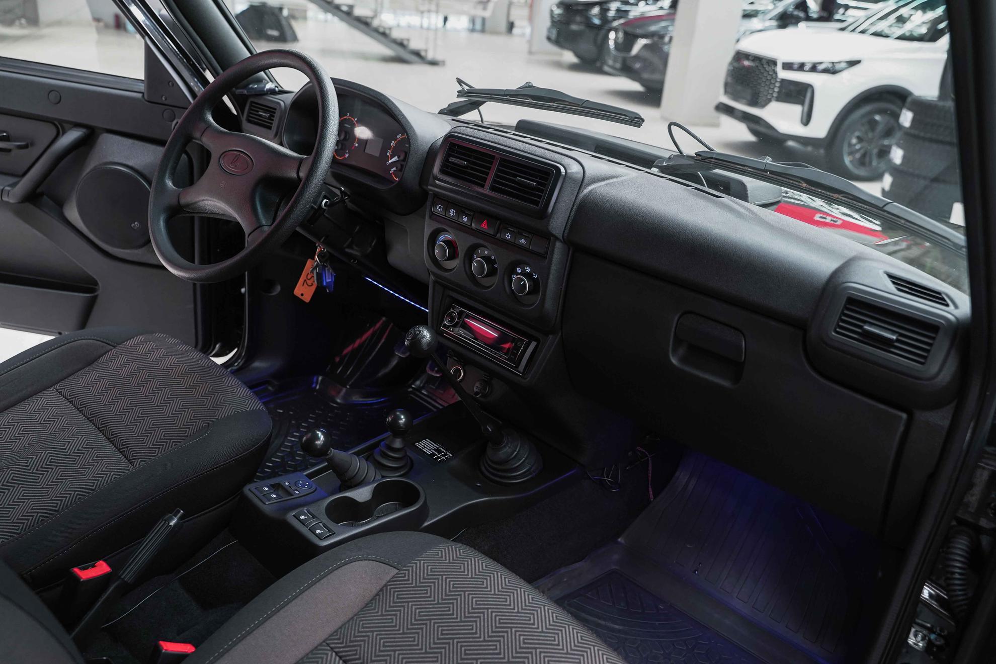 LADA (ВАЗ) Niva Legend 2023, черный, ДЦ Орехово