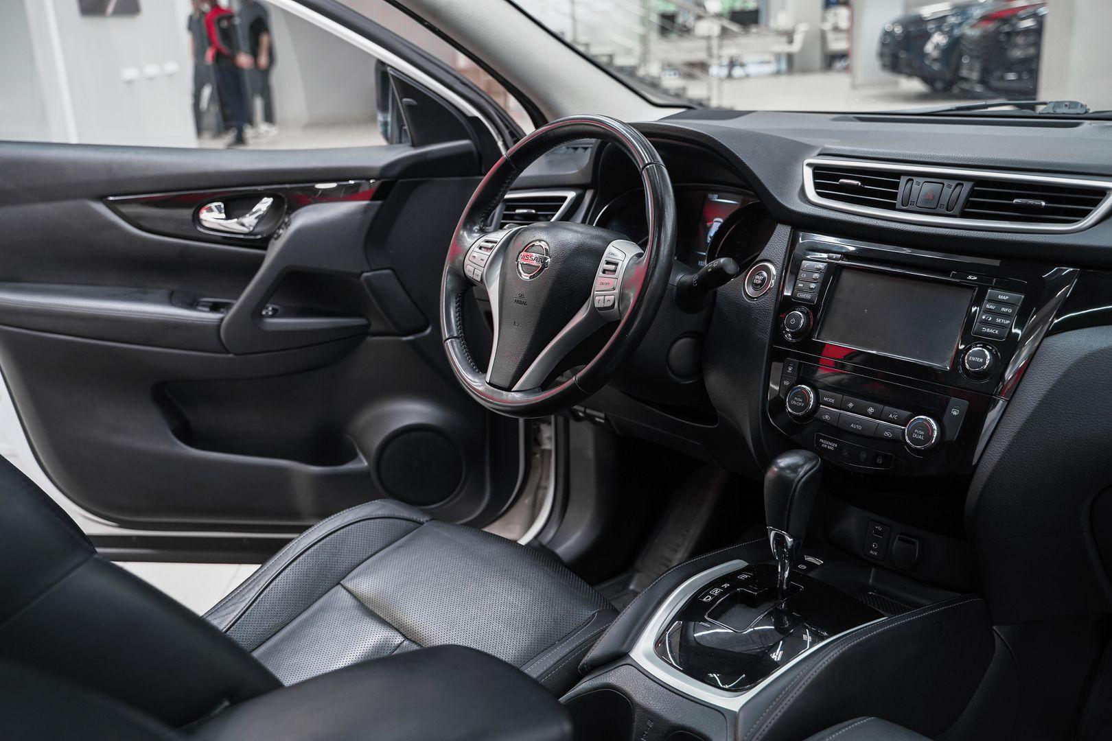 Nissan Qashqai 2017, белый, ДЦ Орехово