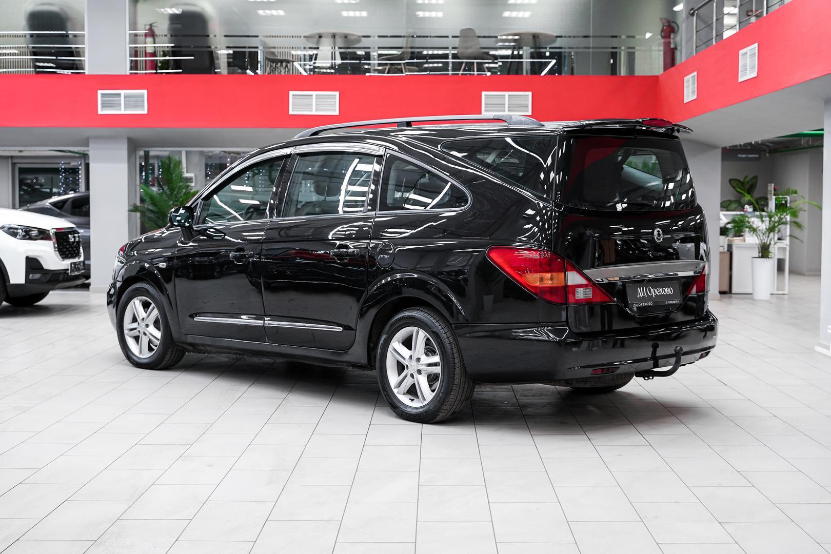 SsangYong Rodius 2011, черный, ДЦ Орехово
