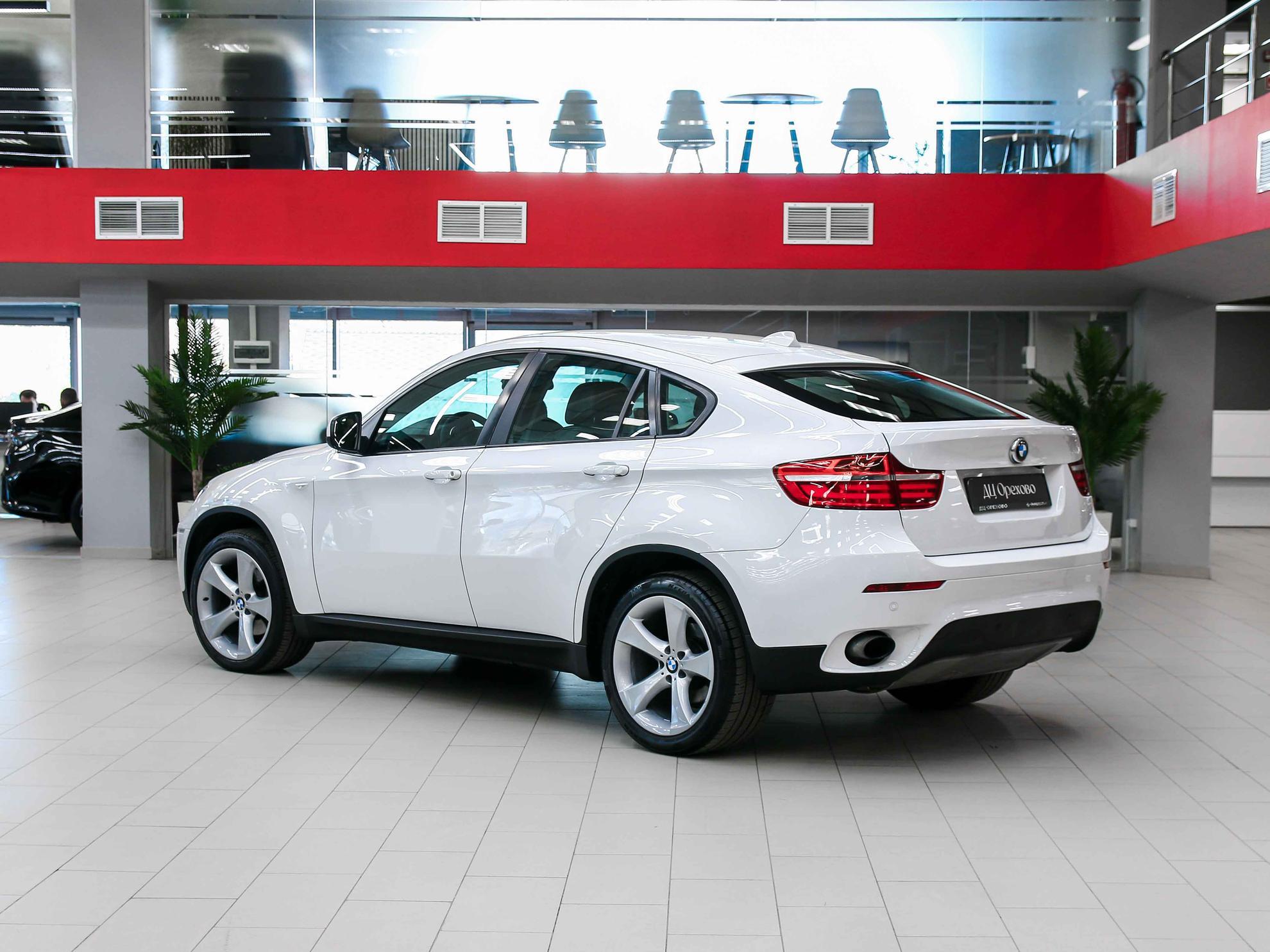 BMW X6 2013, белый, ДЦ Орехово