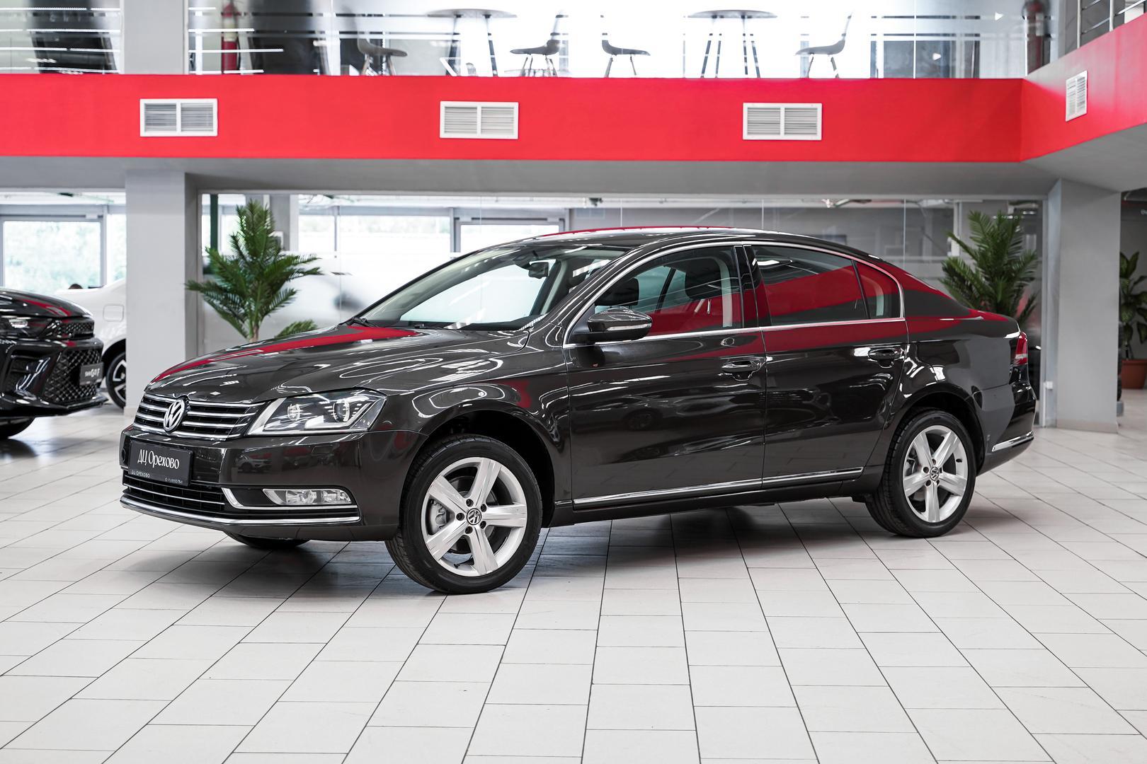 Volkswagen Passat 2014, коричневый, ДЦ Орехово