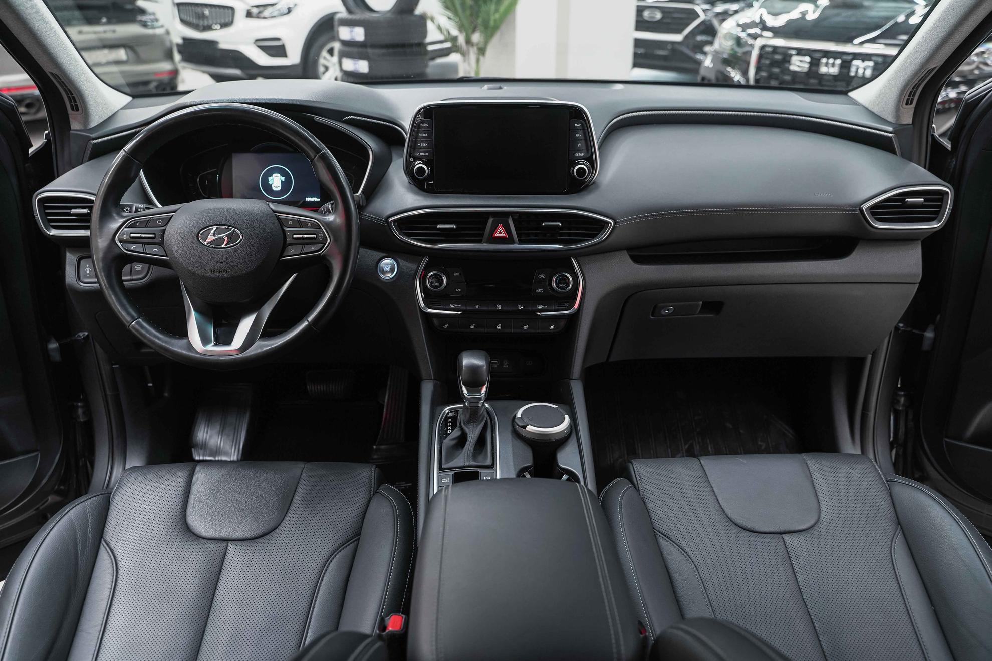 Hyundai Santa Fe 2019, серый, ДЦ Орехово