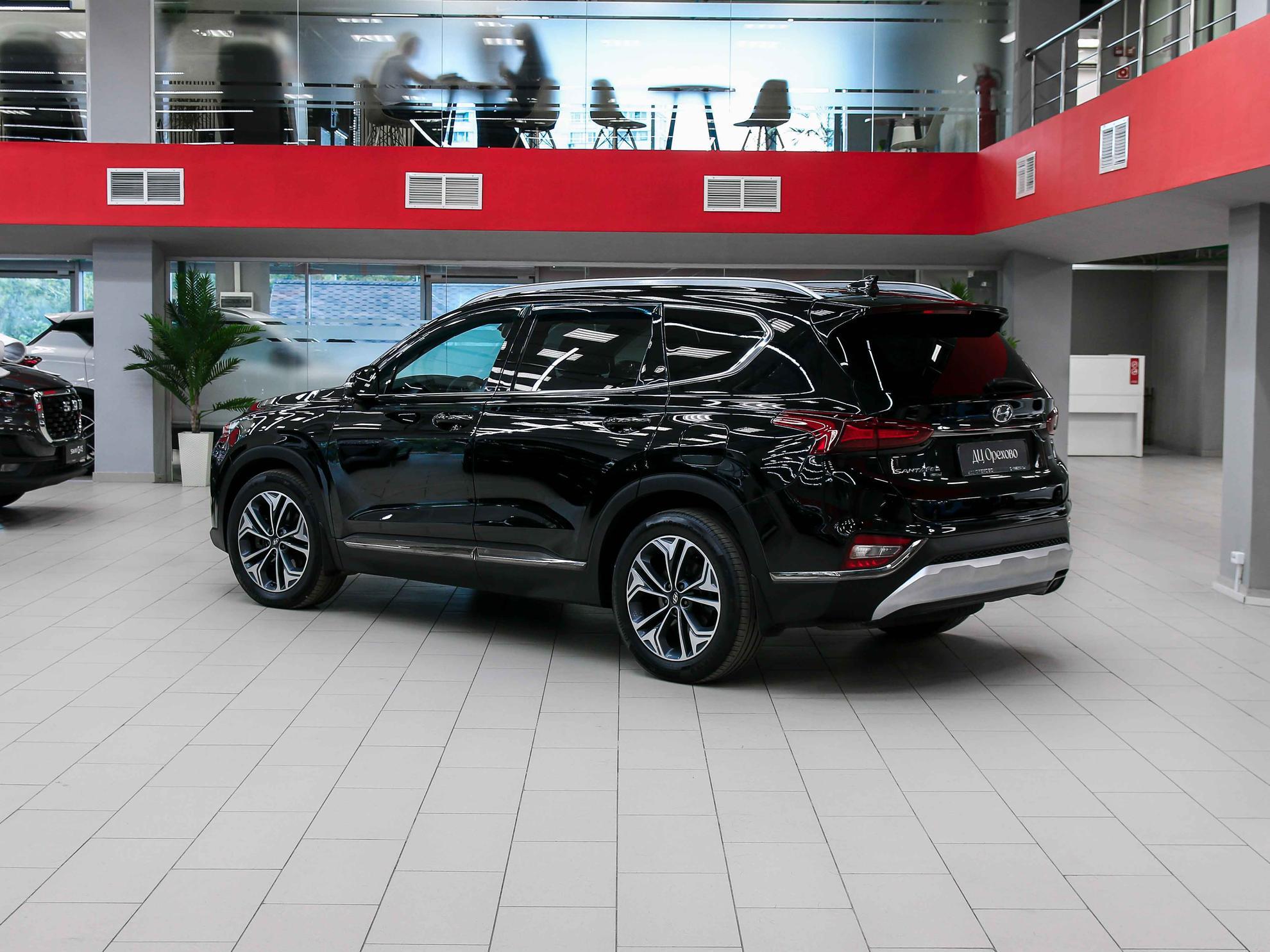 Hyundai Santa Fe 2020, черный, ДЦ Орехово