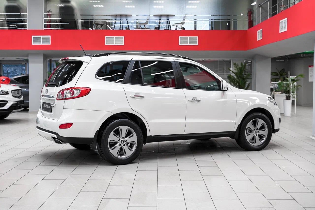 Hyundai Santa Fe 2011, белый, ДЦ Орехово