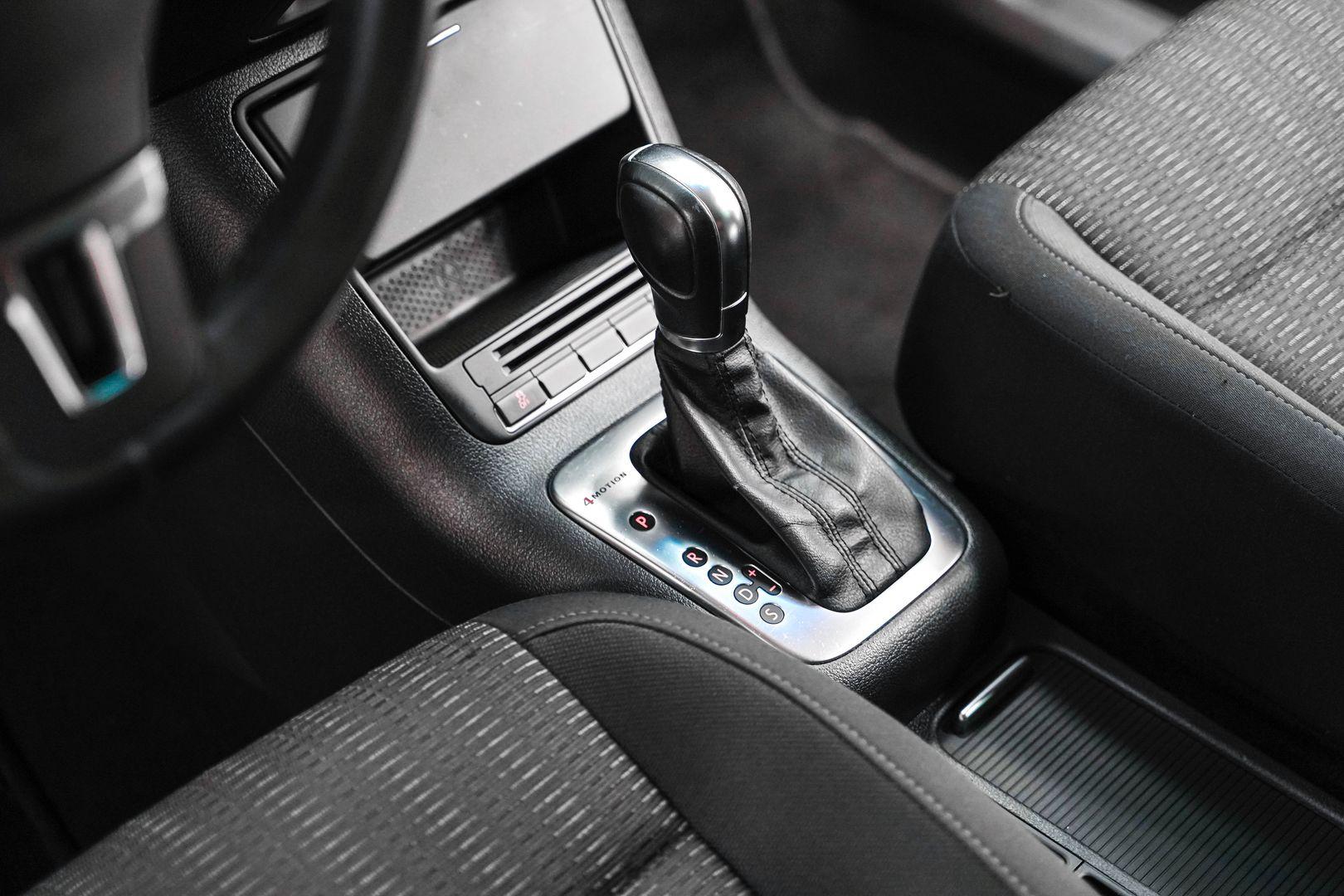 Volkswagen Tiguan 2012, белый, ДЦ Орехово