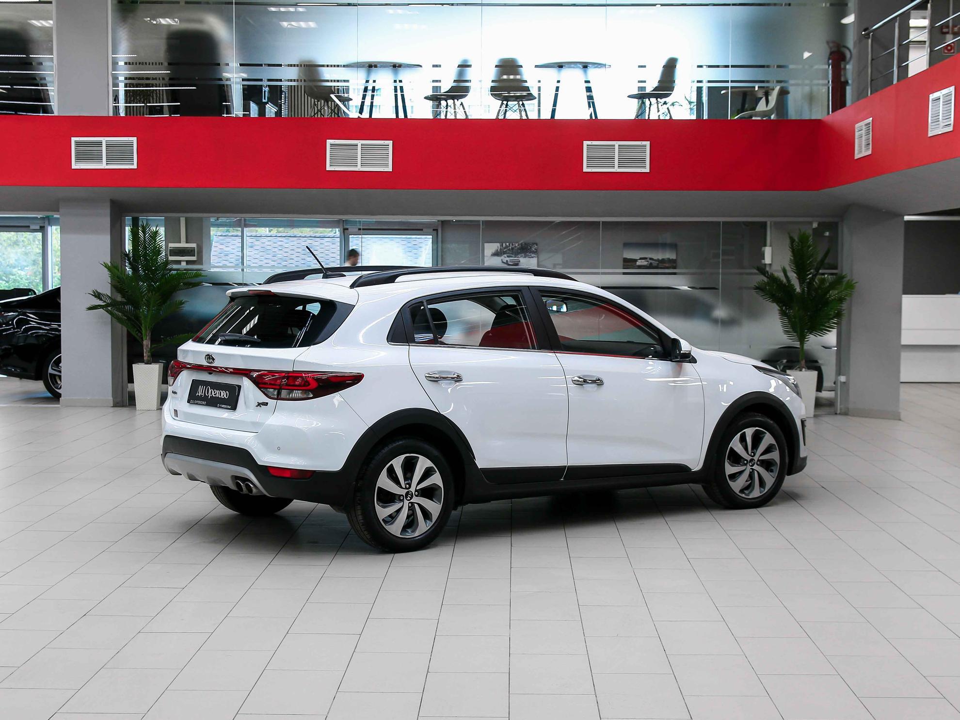Kia Rio X-Line 2018, белый, ДЦ Орехово