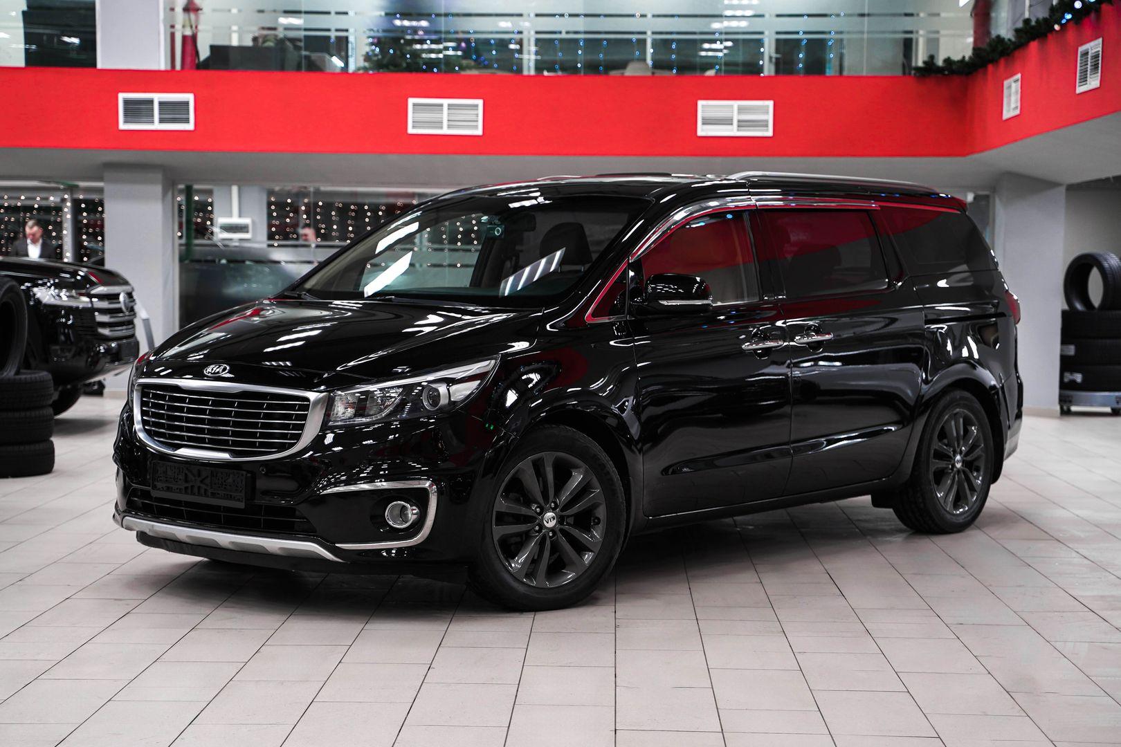 Kia Carnival 2017, черный, ДЦ Орехово