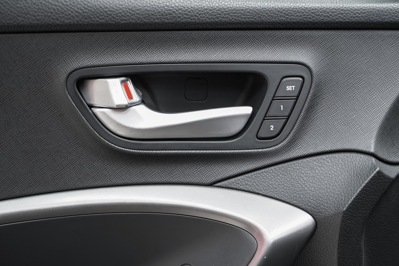 Hyundai Santa Fe 2013, черный, ДЦ Орехово