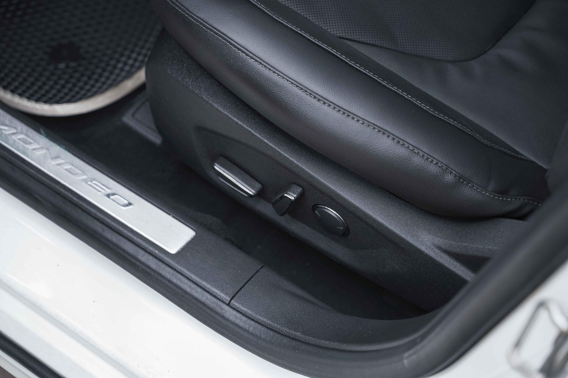 Ford Mondeo 2014, белый, ДЦ Орехово