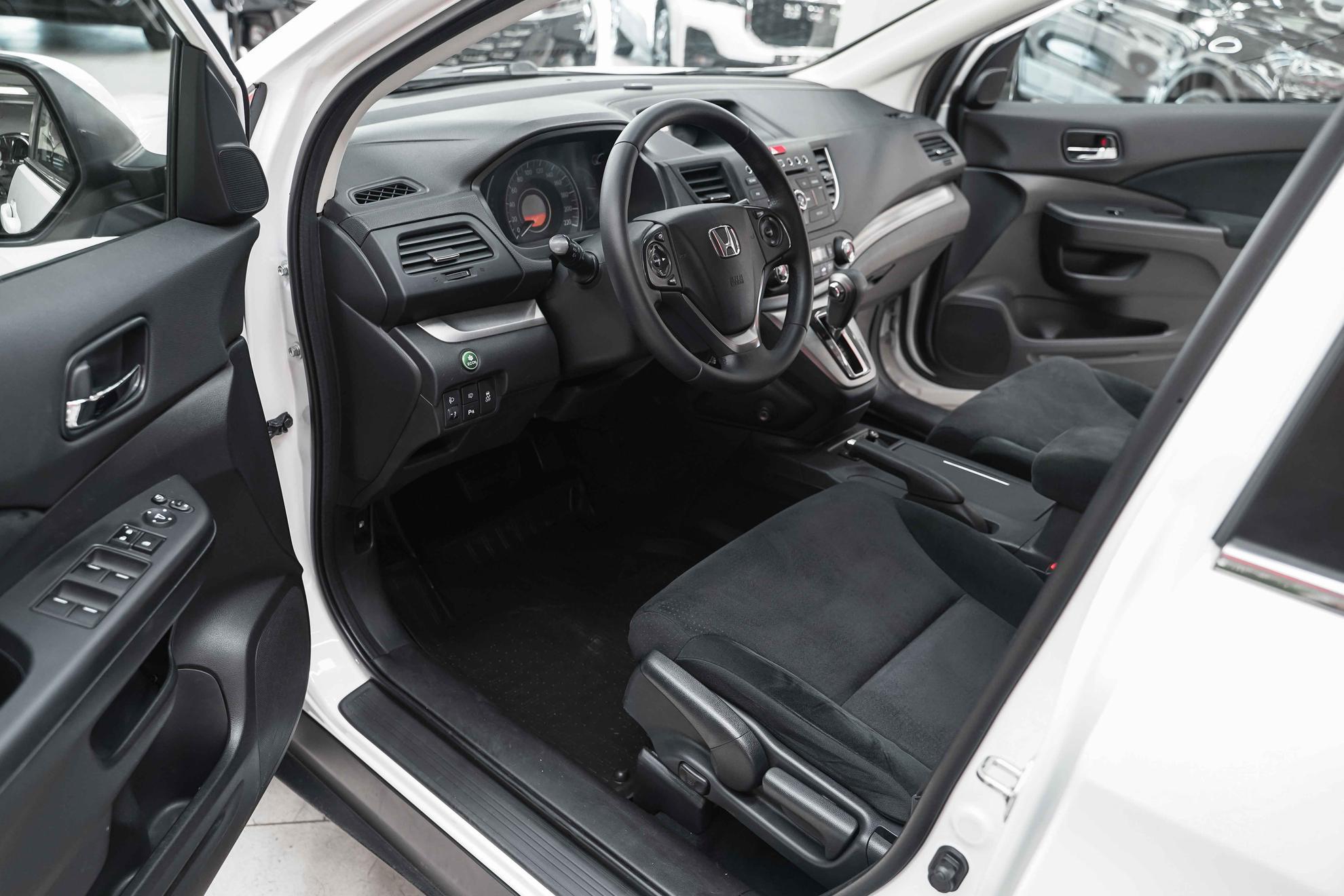 Honda CR-V 2013, белый, ДЦ Орехово