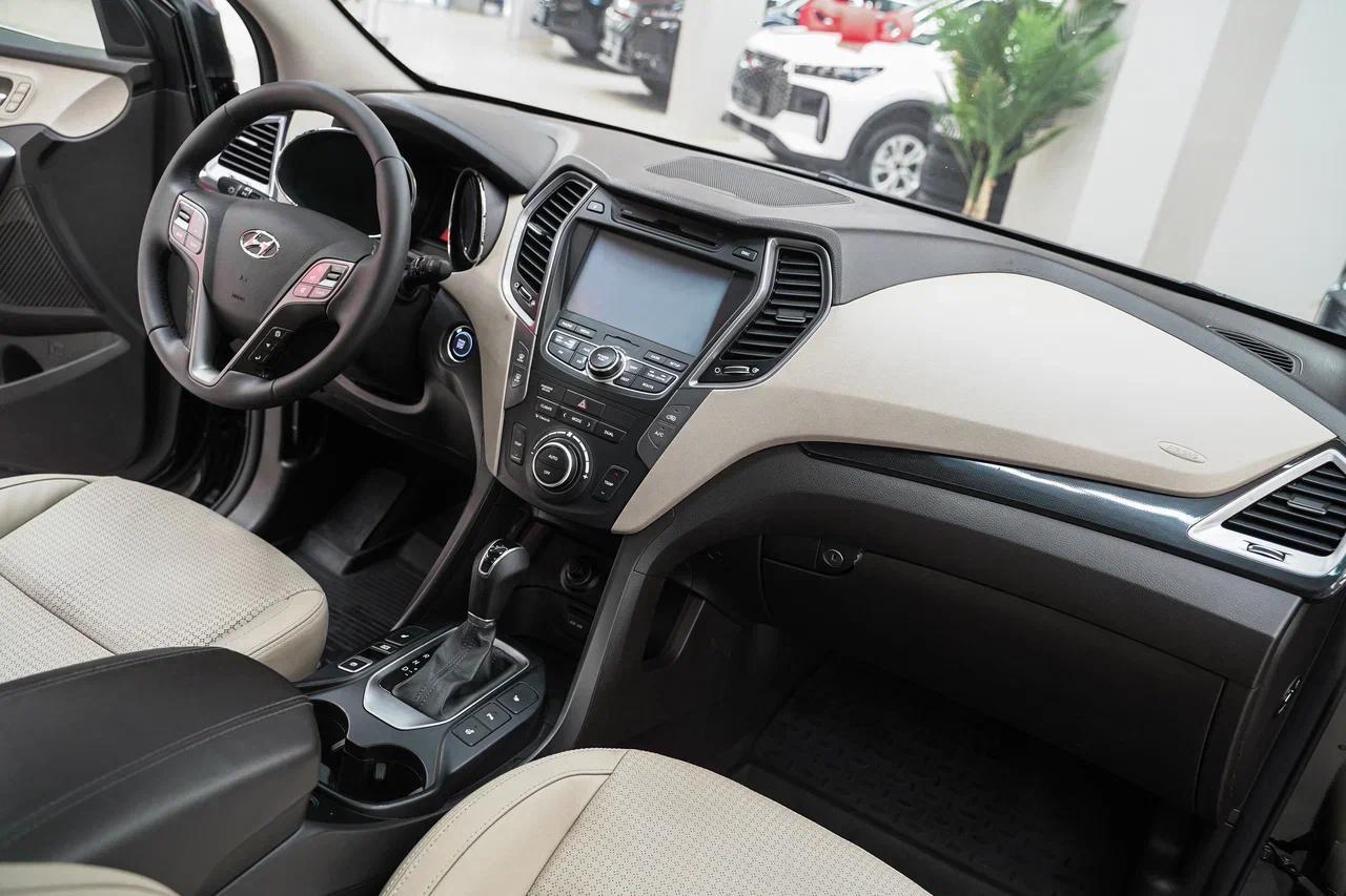 Hyundai Santa Fe 2012, черный, ДЦ Орехово