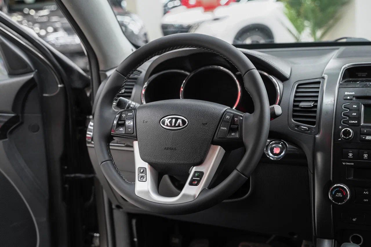Kia Sorento 2012, серый, ДЦ Орехово