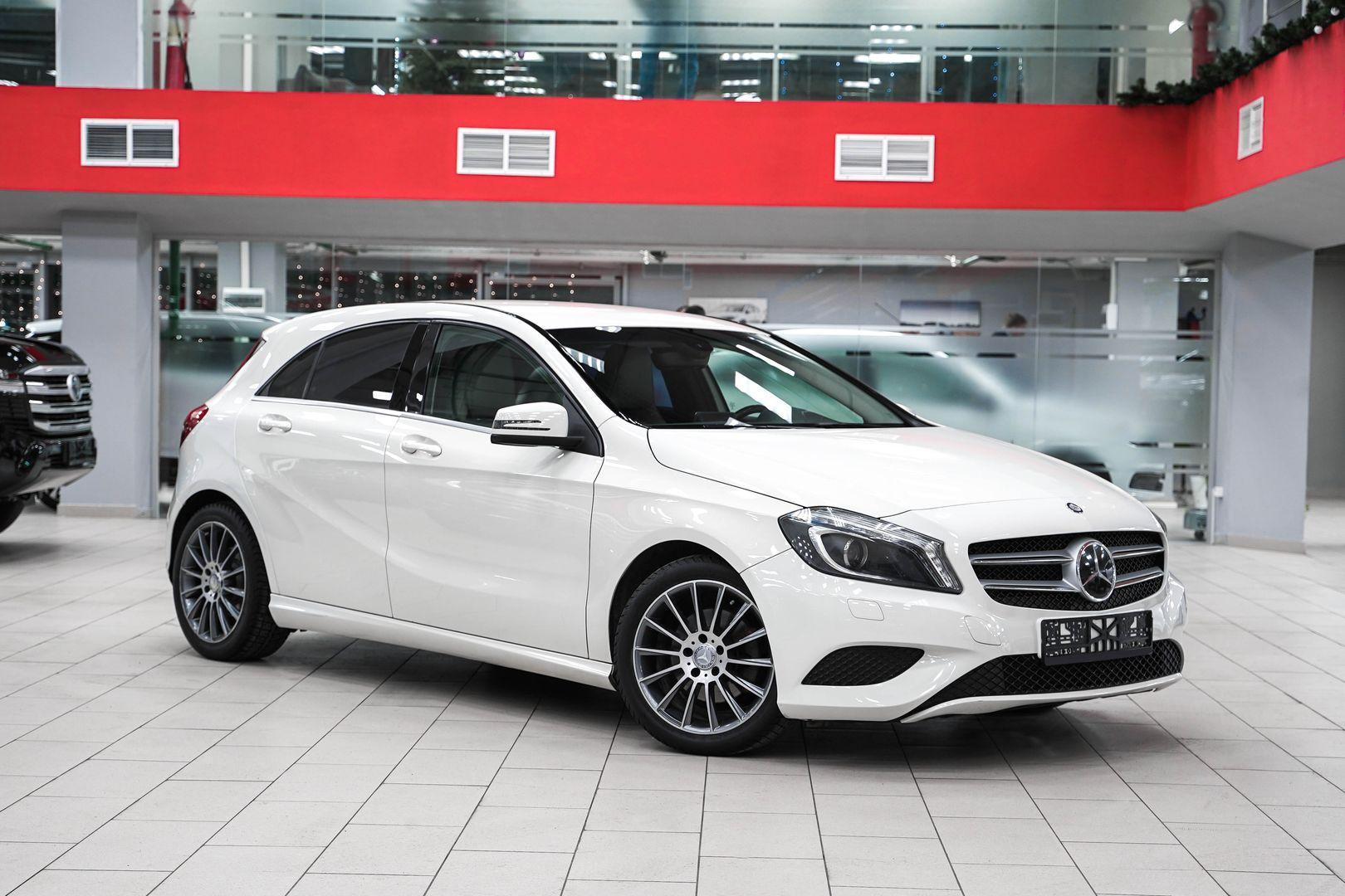 Mercedes-Benz A-Класс 2013, белый, ДЦ Орехово